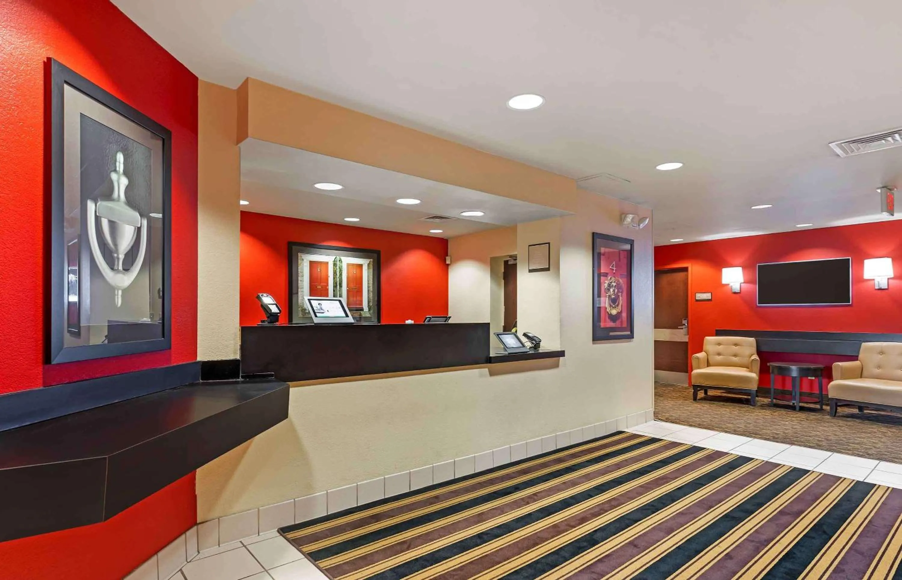 Lobby or reception in Extended Stay America Select Suites - Chicago - Darien