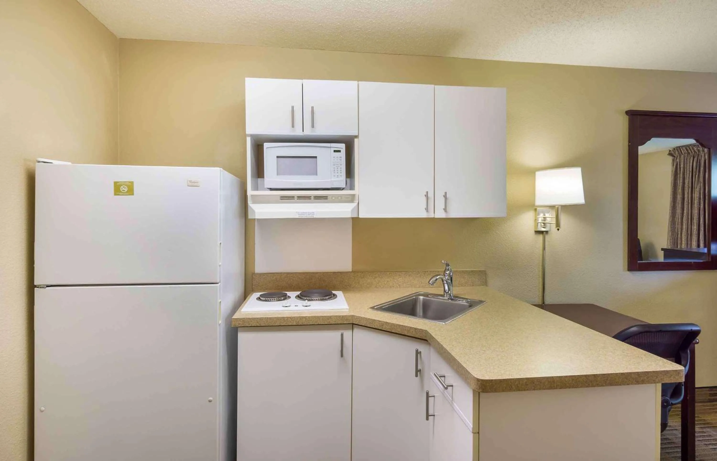 Bedroom in Extended Stay America Suites - Tacoma - Fife