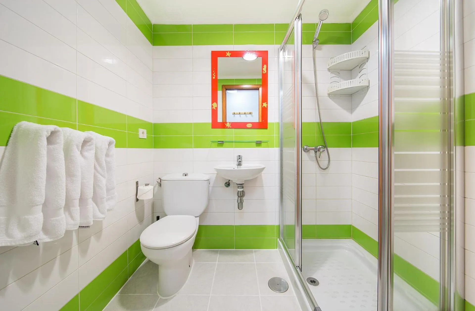 Bathroom in Apartamentos Monte Verde