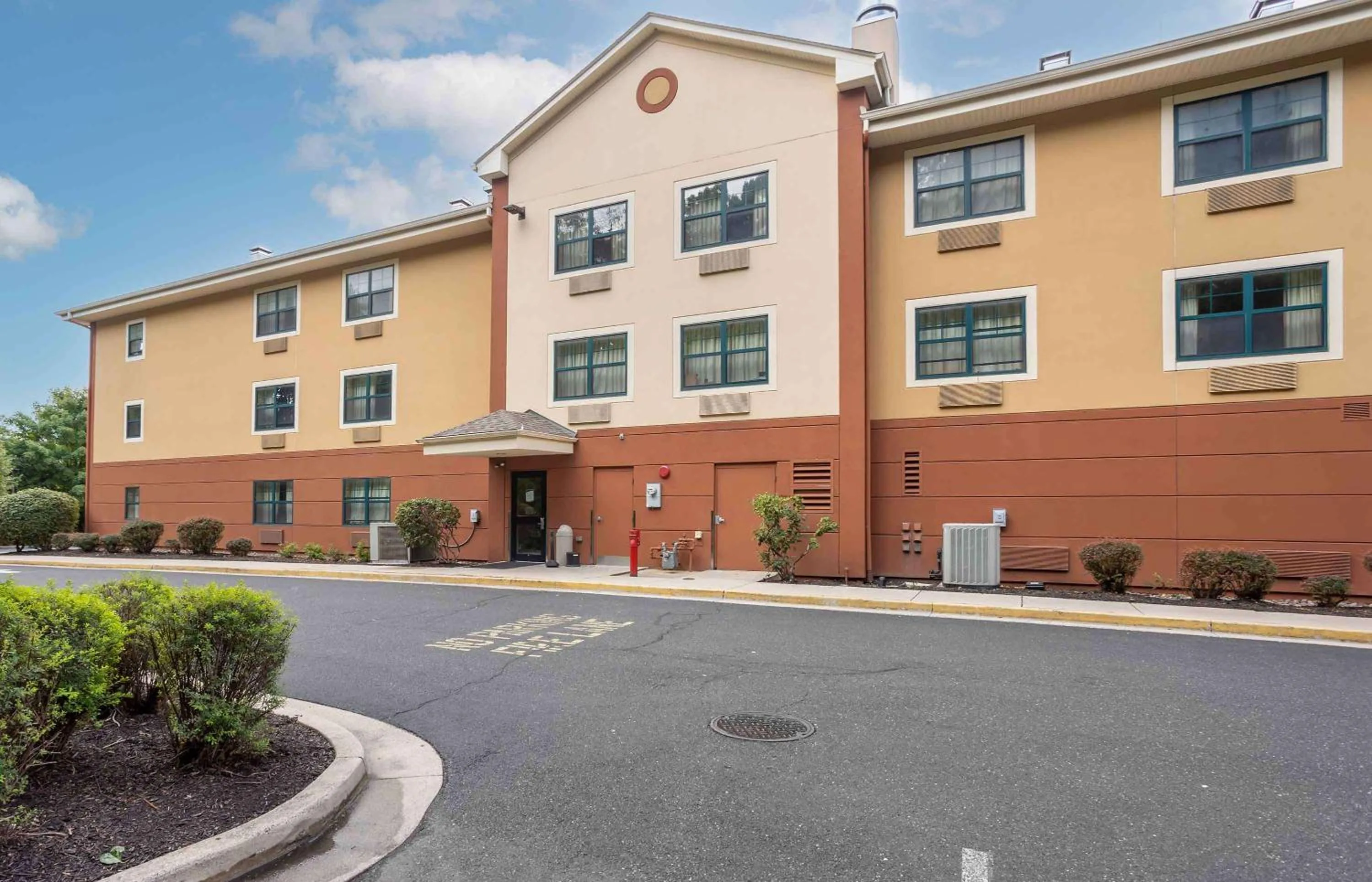 Property building in Extended Stay America Suites - Allentown - Bethlehem