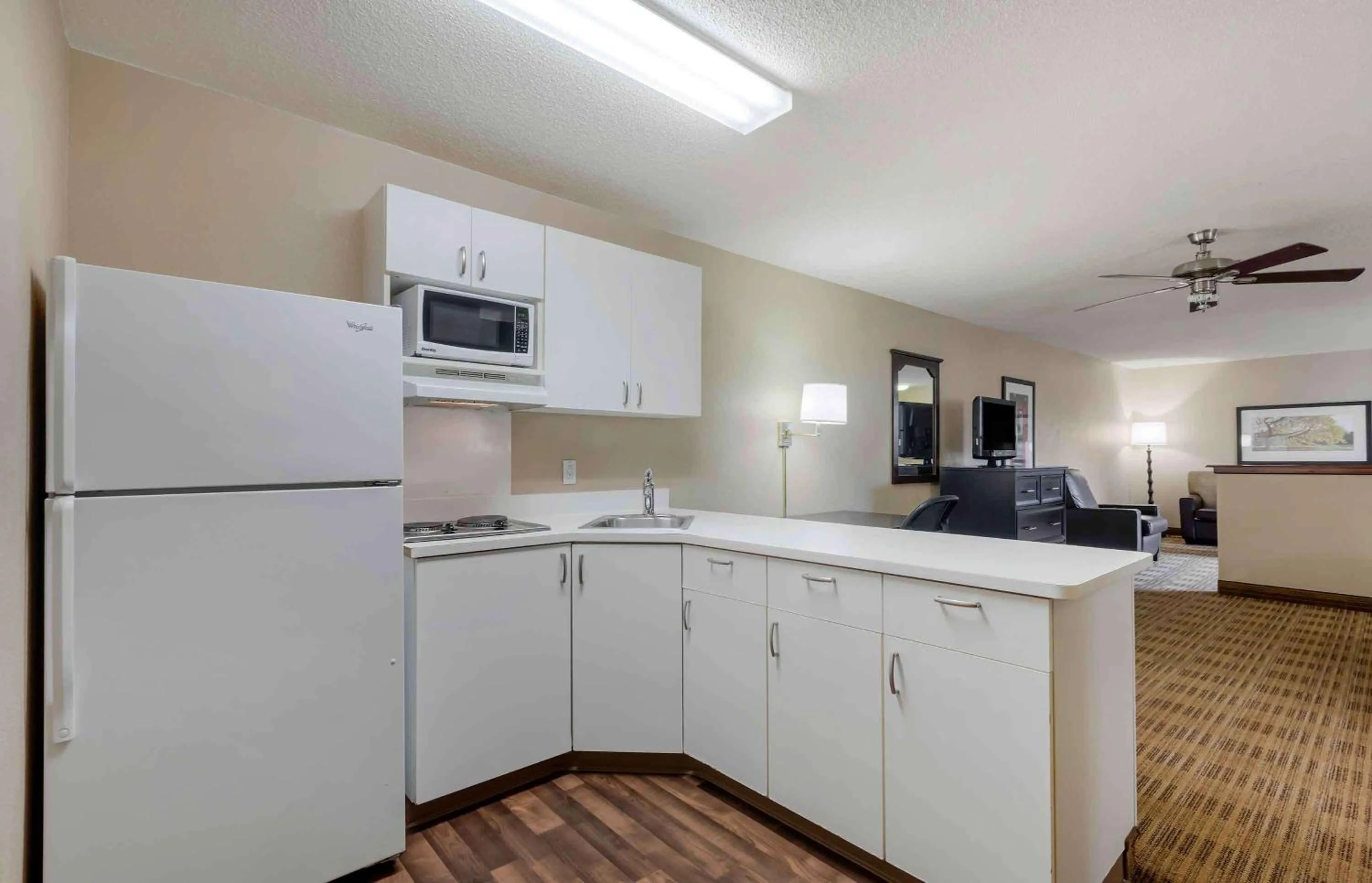 Bedroom in Extended Stay America Select Suites - Atlanta - Clairmont