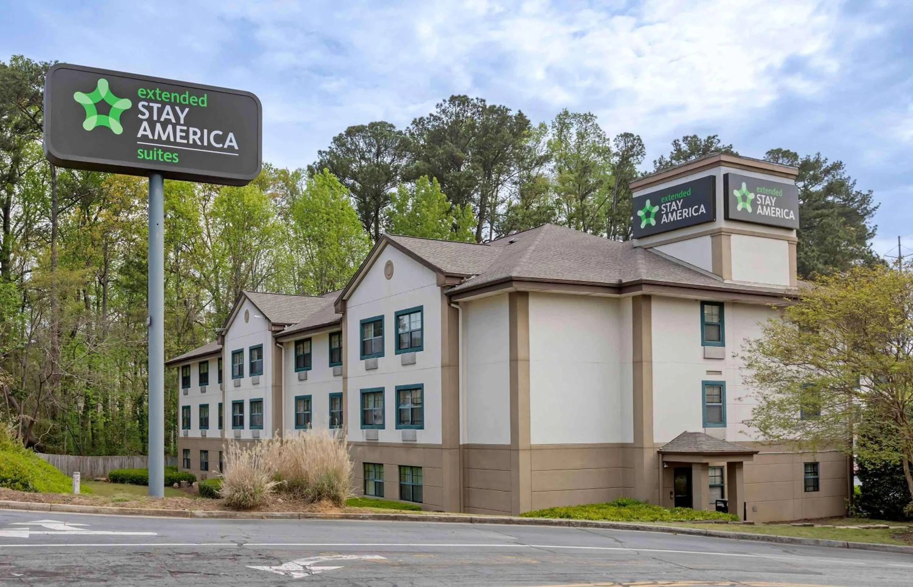 Property building in Extended Stay America Select Suites - Atlanta - Clairmont