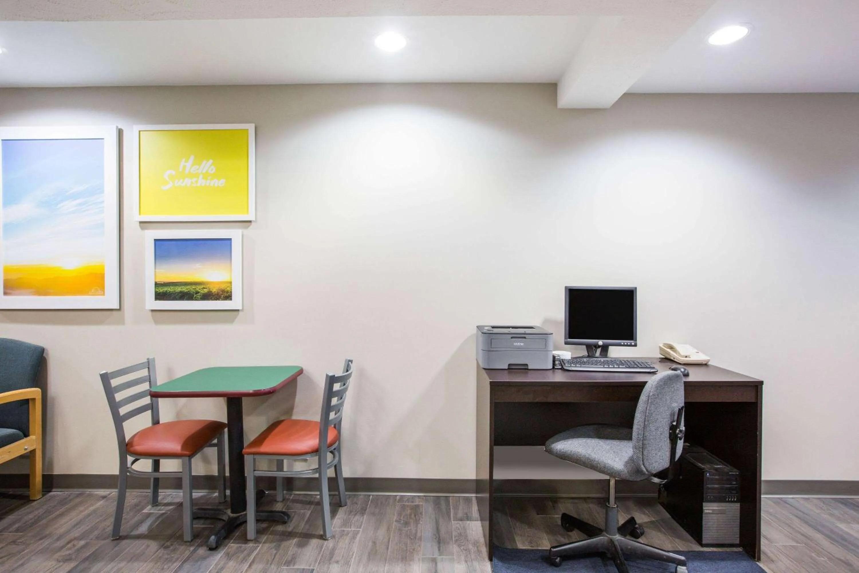 Business facilities in Days Inn by Wyndham Hays