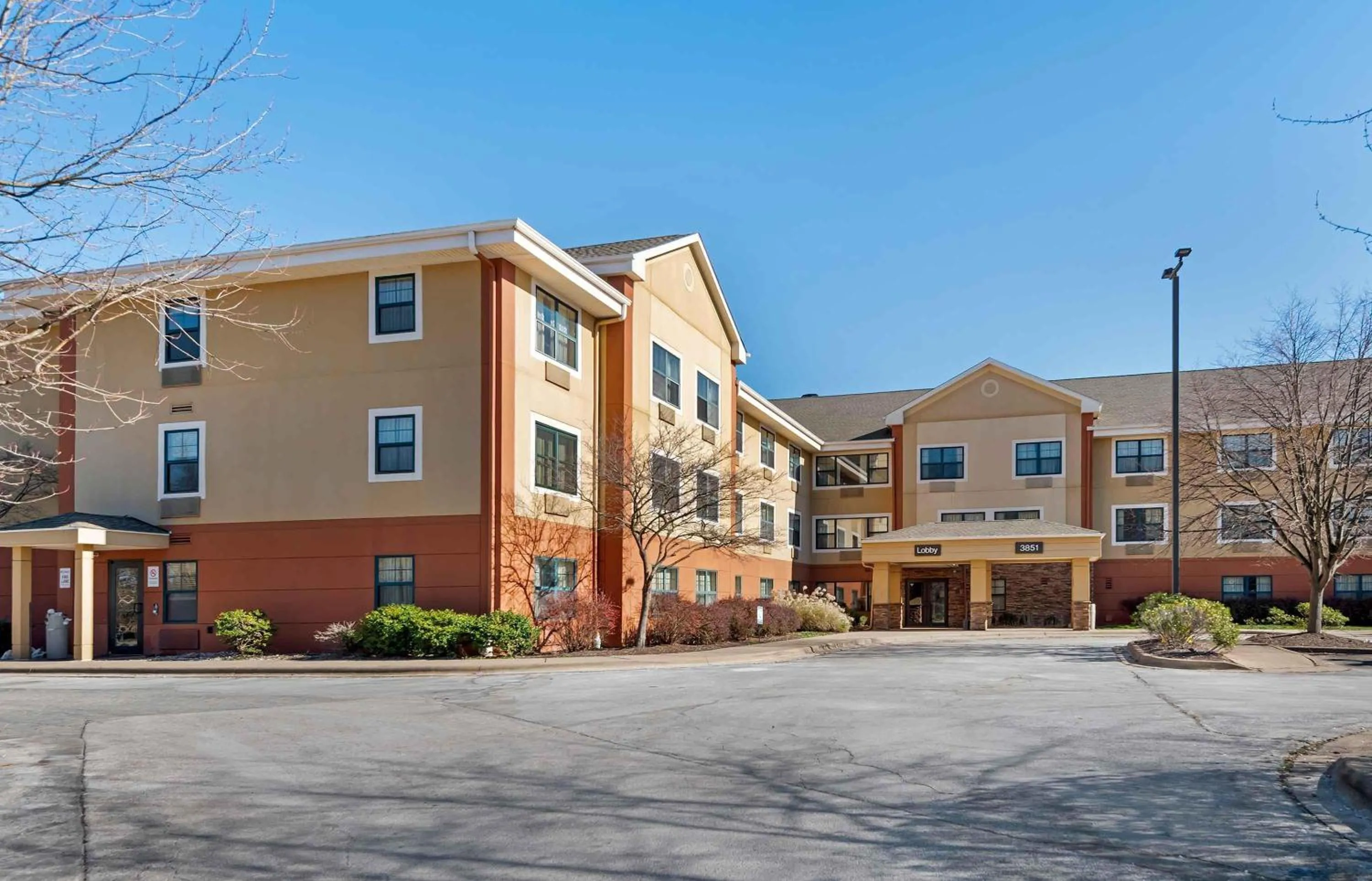 Property building in Extended Stay America Suites - Pittsburgh - Monroeville