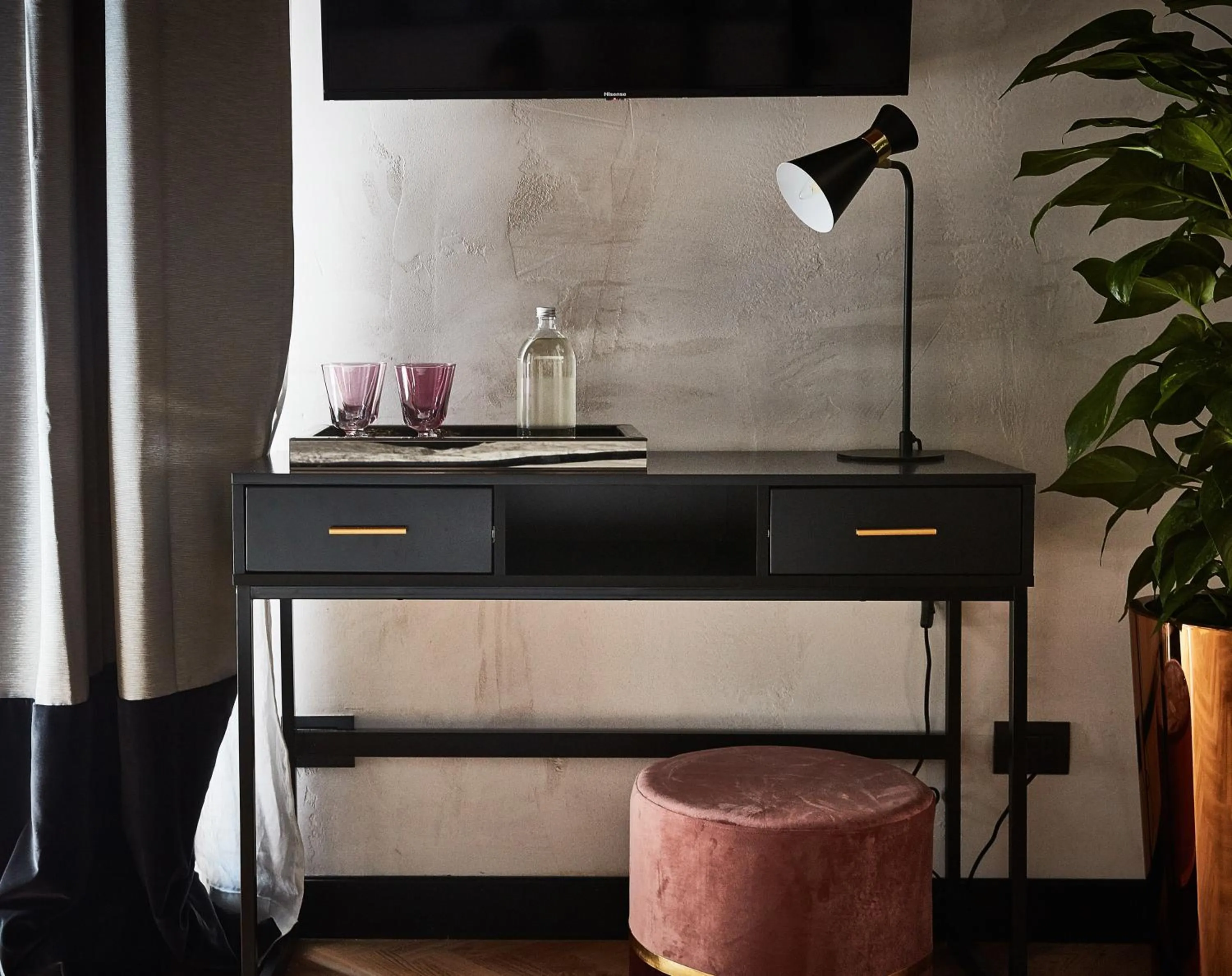 Coffee/tea facilities in NAMAN HOTELLERIE - Margutta