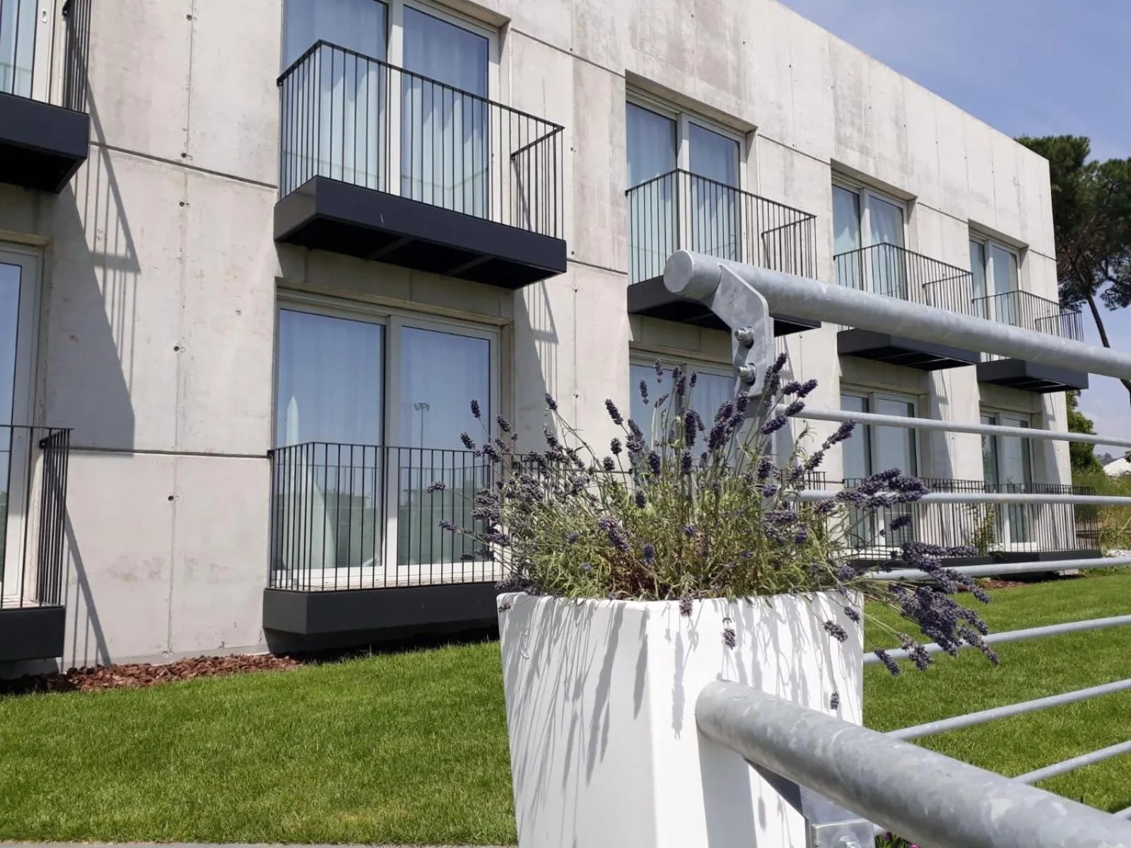 Property building in Luna Blu