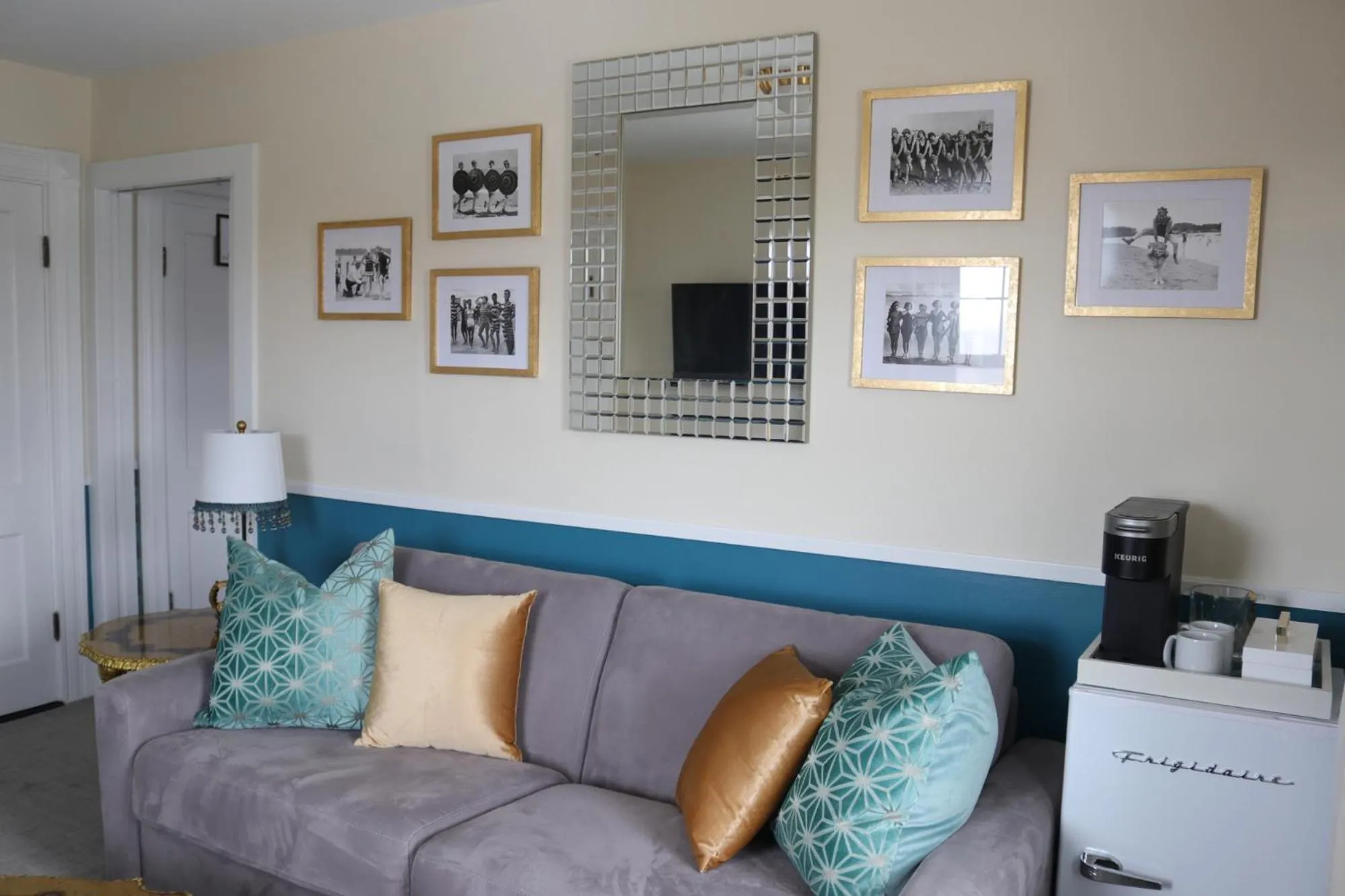 Queen Room in Emerson Inn By The Sea