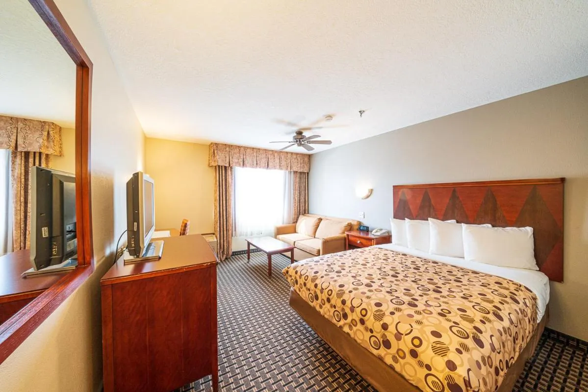 Bed in Alpine Inn & Suites Gunnison