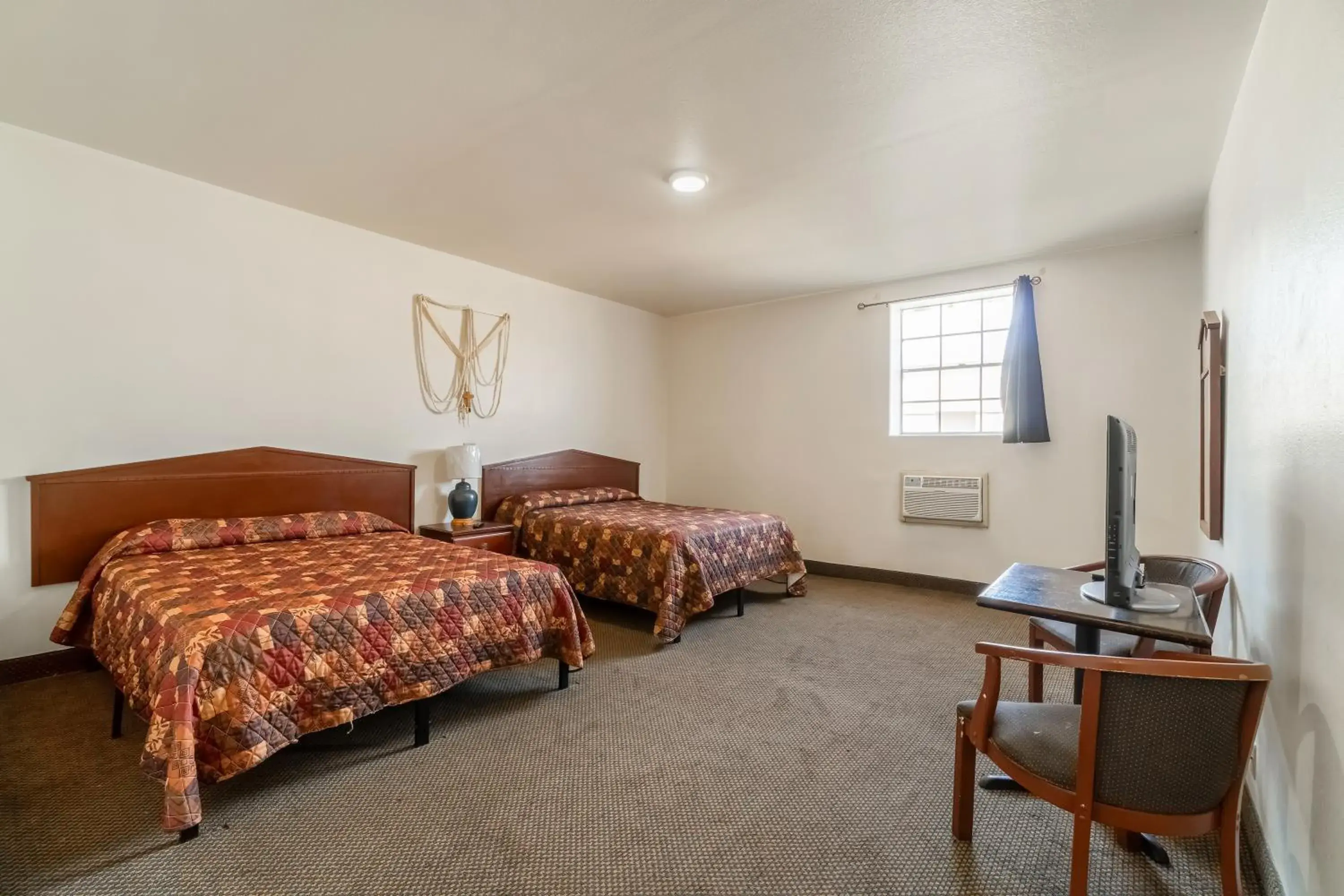 2 Full Beds Non-Smoking in Hotel O Colonial Inn Brownsville Tx 2 Full Beds Non-Smoking in Hotel O Colonial Inn Brownsville Tx