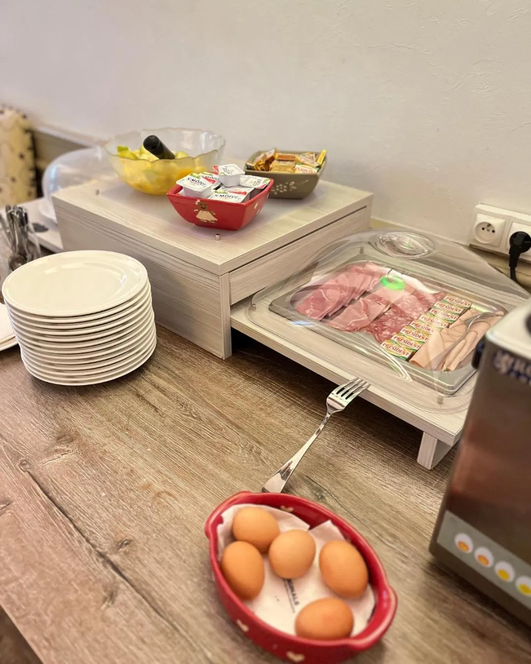 Breakfast in Hôtel Le Bristol Strasbourg Gare