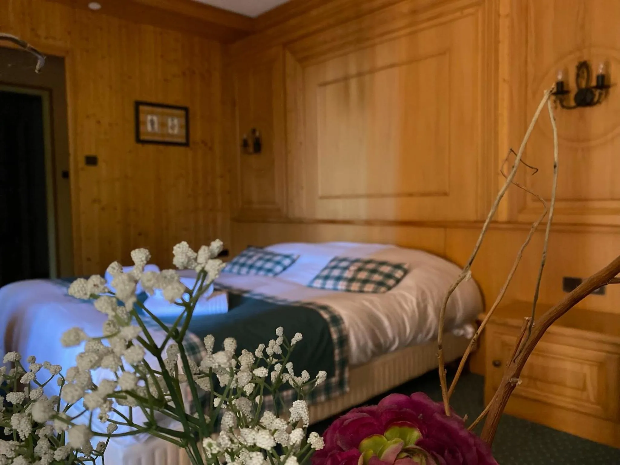 Bed in Le Rosenmeer - Hotel Restaurant, au coeur de la route des vins d'Alsace