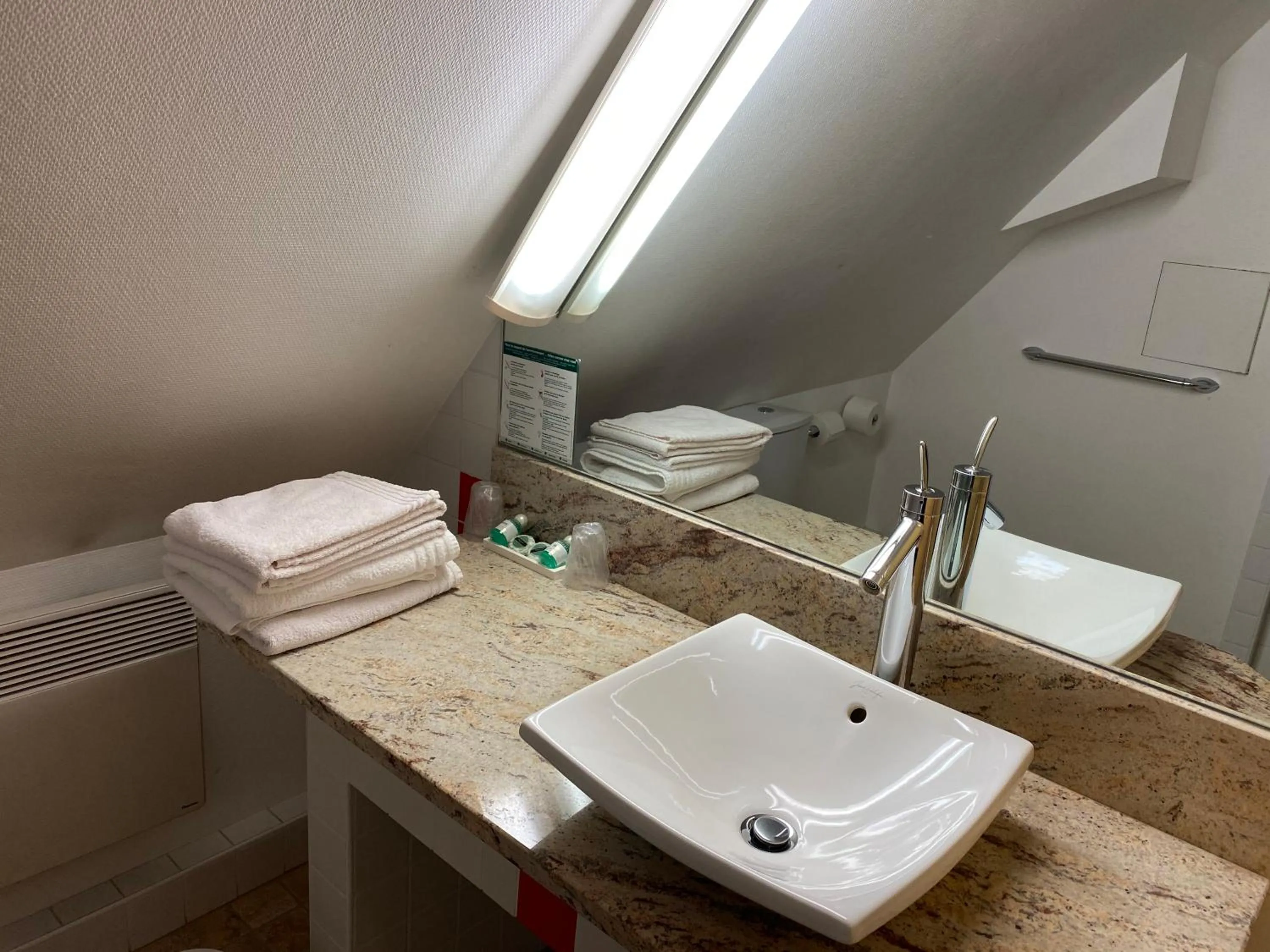 Bathroom in Le Rosenmeer - Hotel Restaurant, au coeur de la route des vins d'Alsace