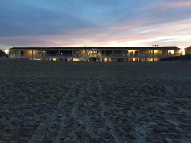 Outer Banks Motor Lodge