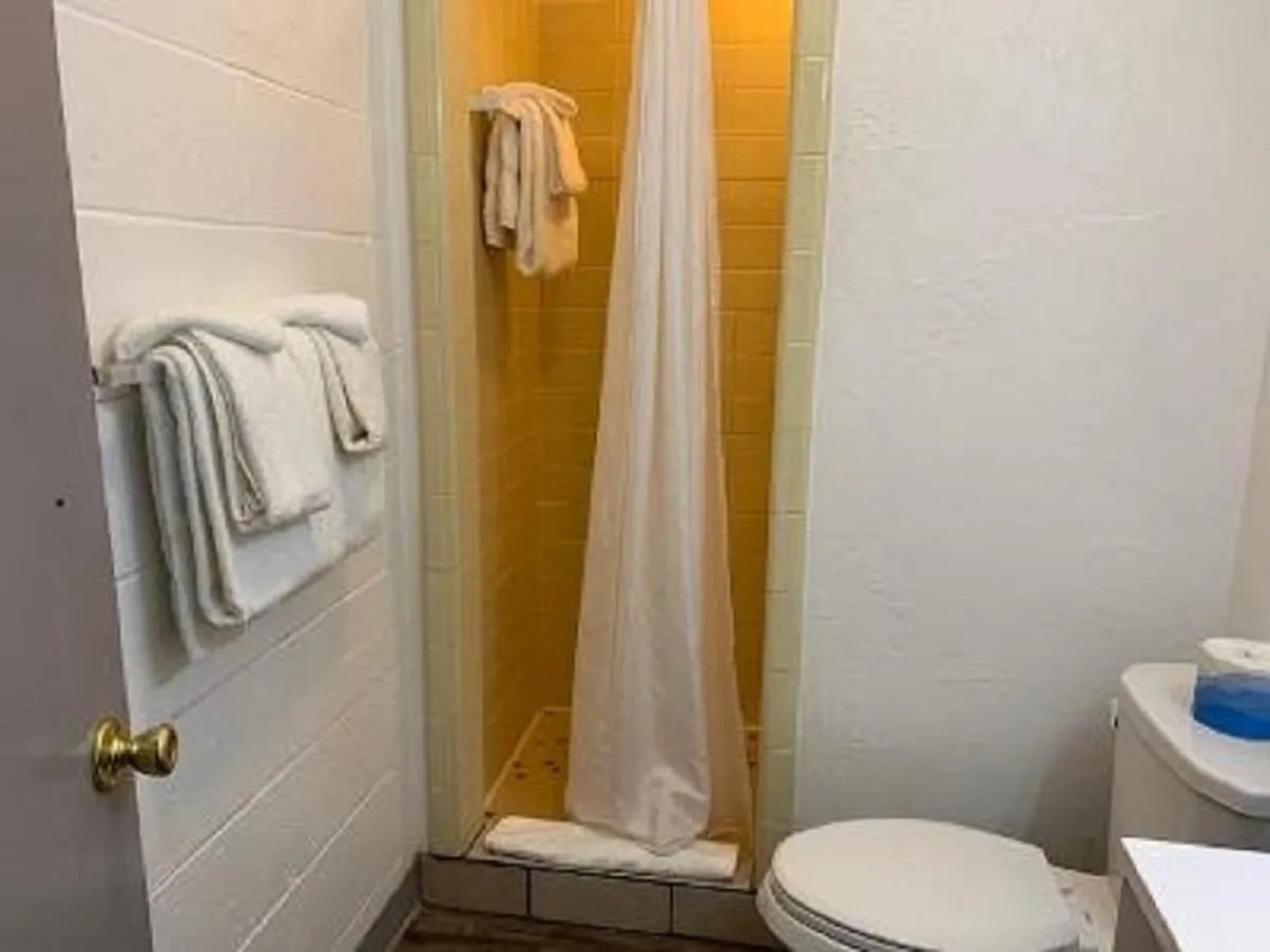 Outer Banks Motor Lodge