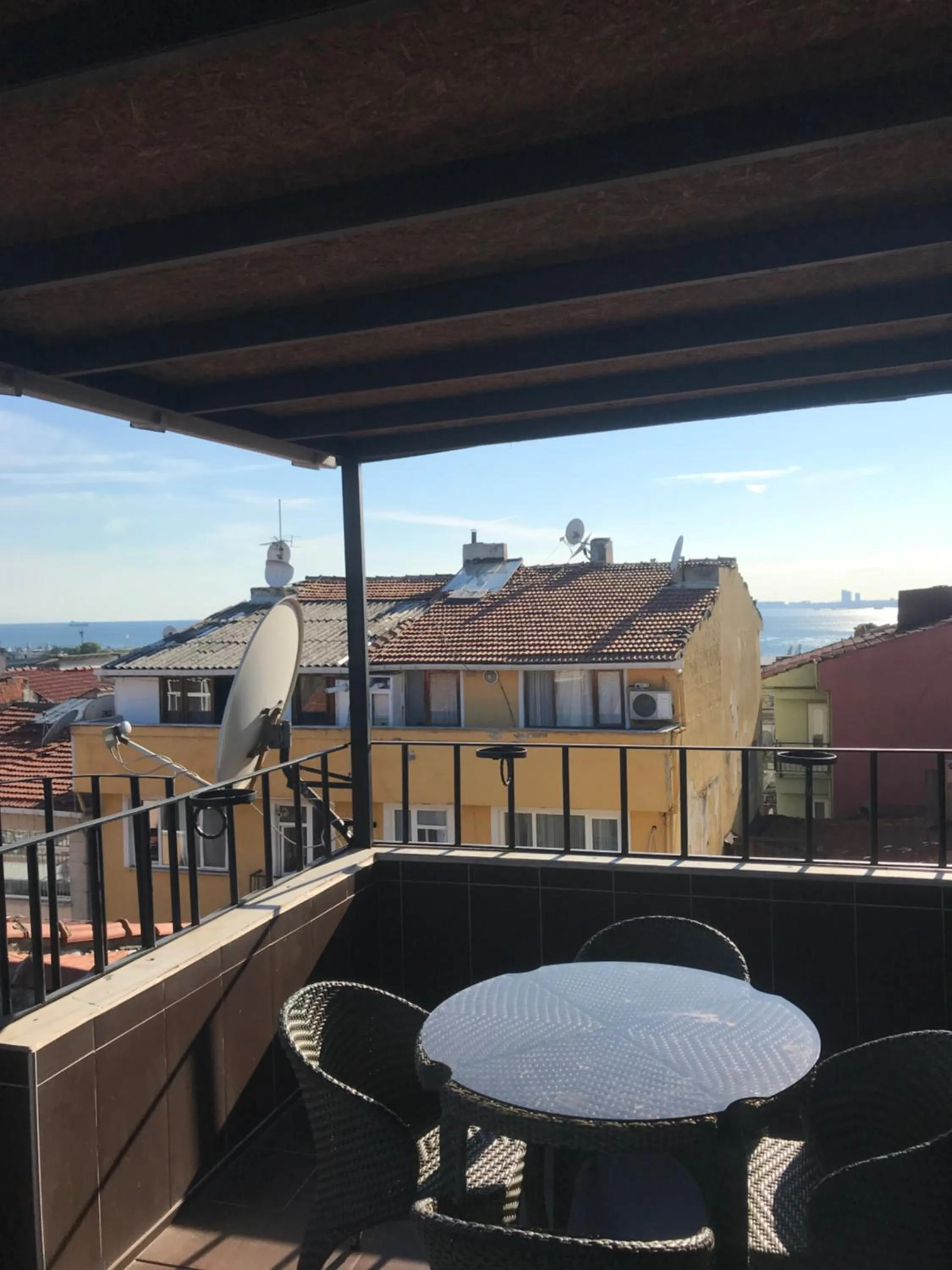 Sea view in YOLO Hostel