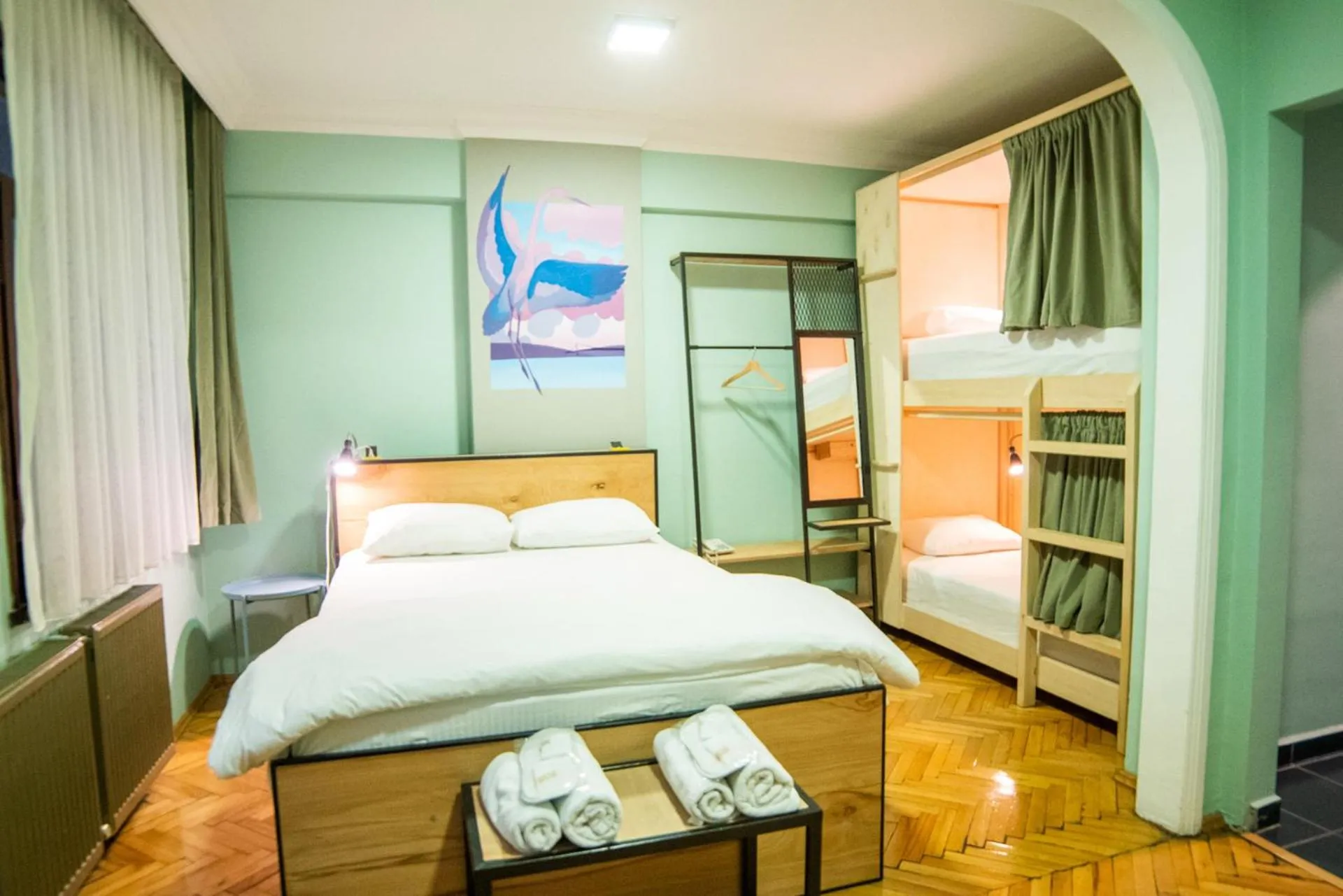 Bedroom, Bed in YOLO Hostel