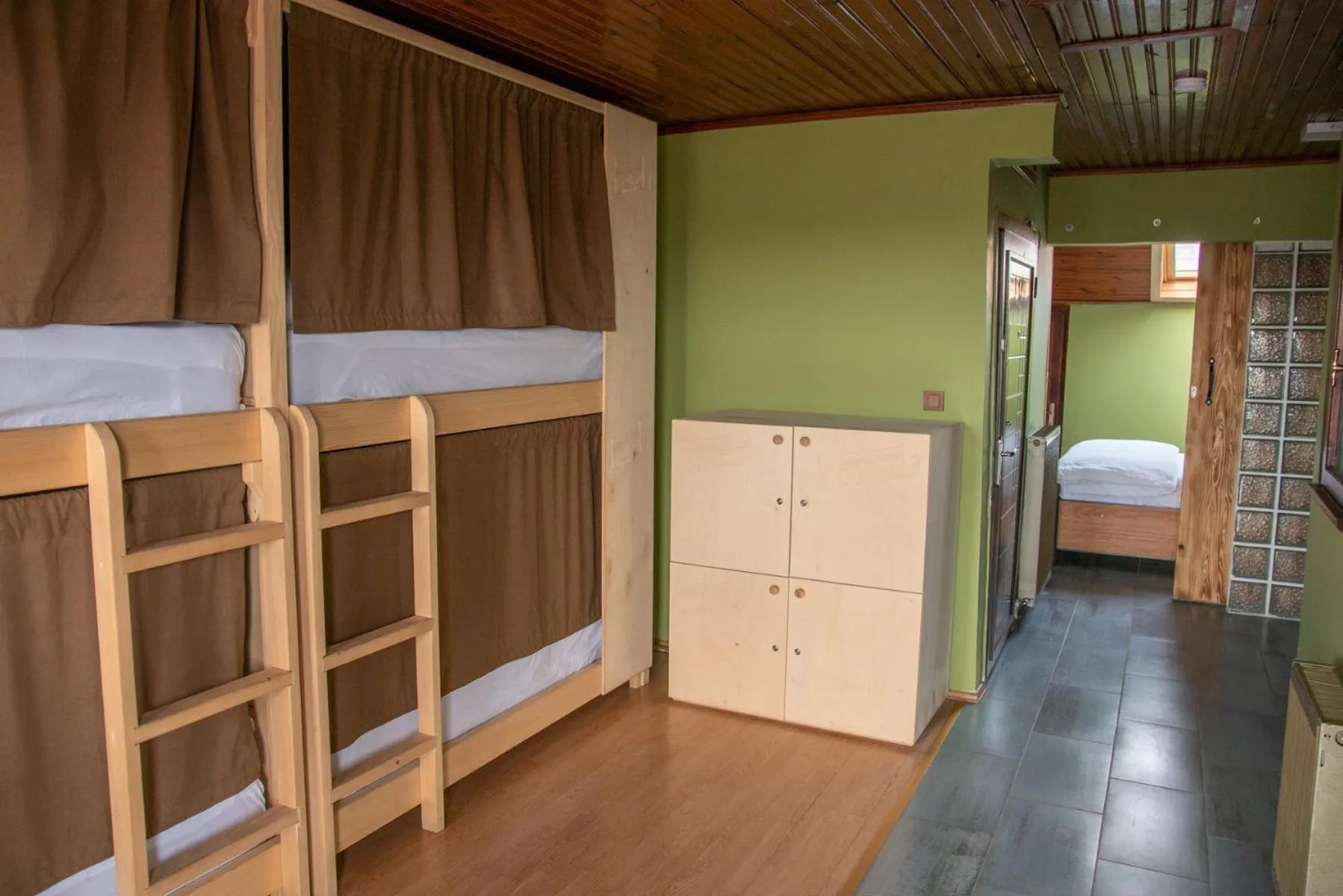 bunk bed, Bed in YOLO Hostel