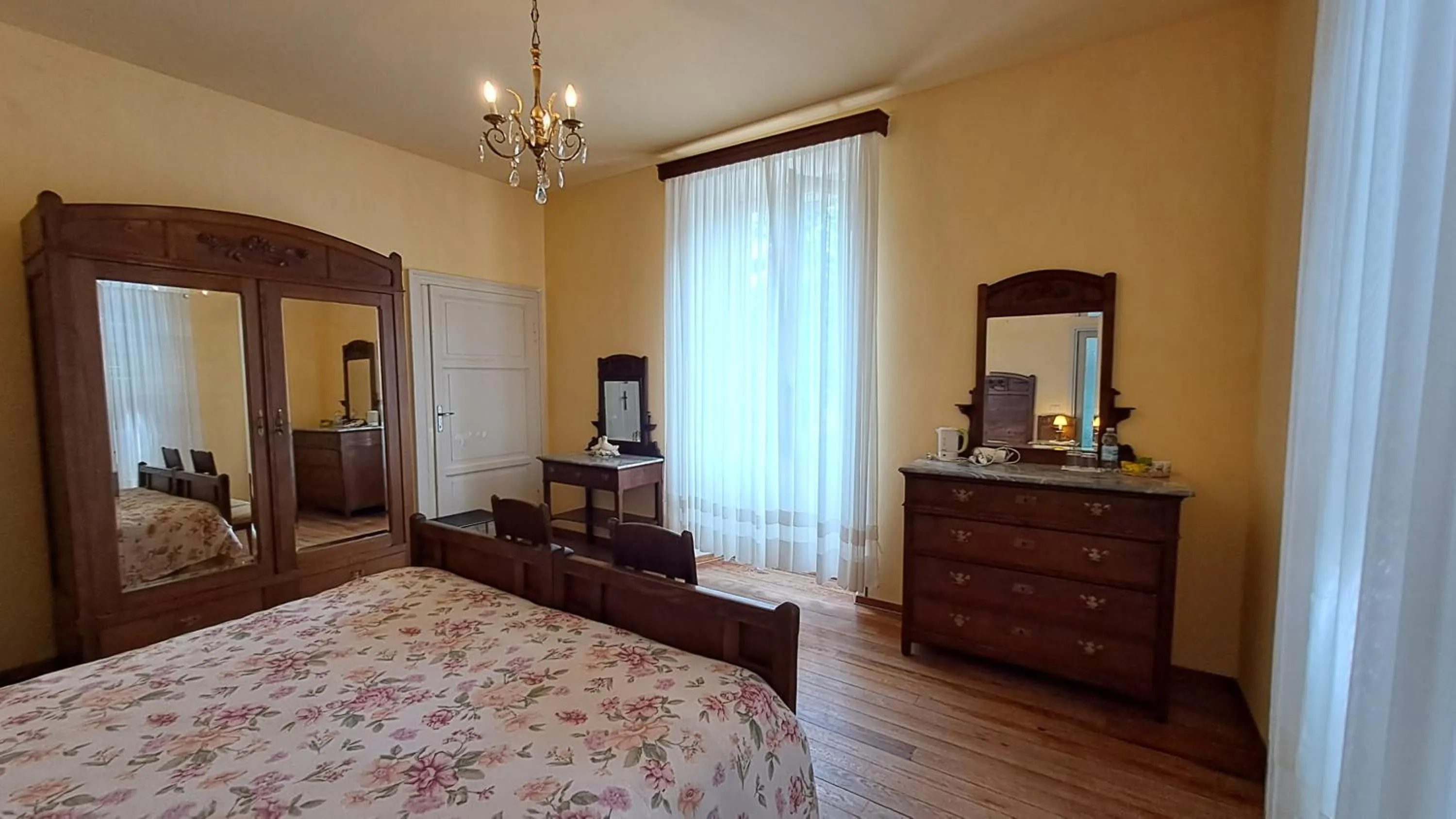 Photo of the whole room, Bed in B&B Villa Margherita