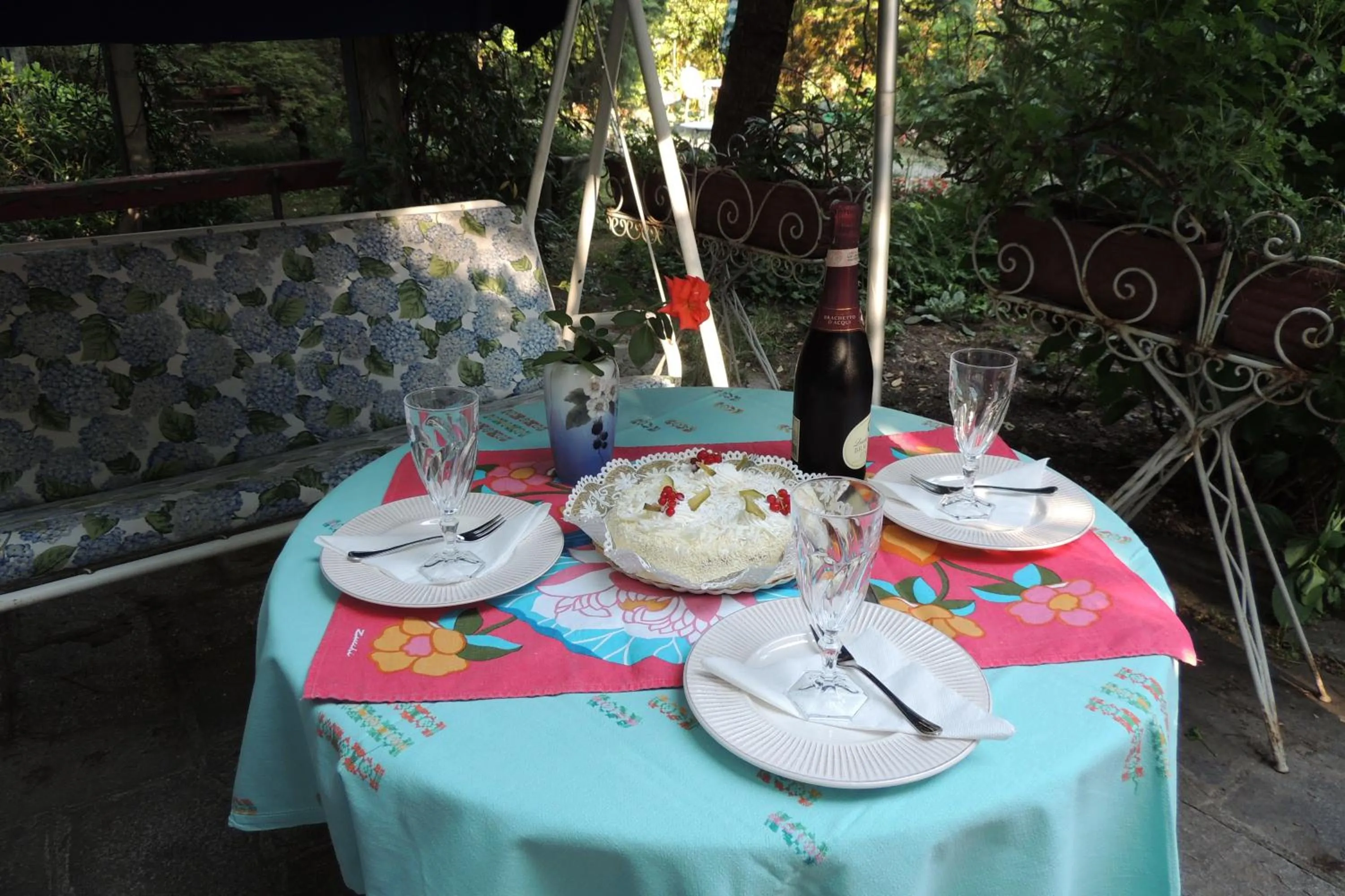 Food and drinks in B&B Villa Margherita