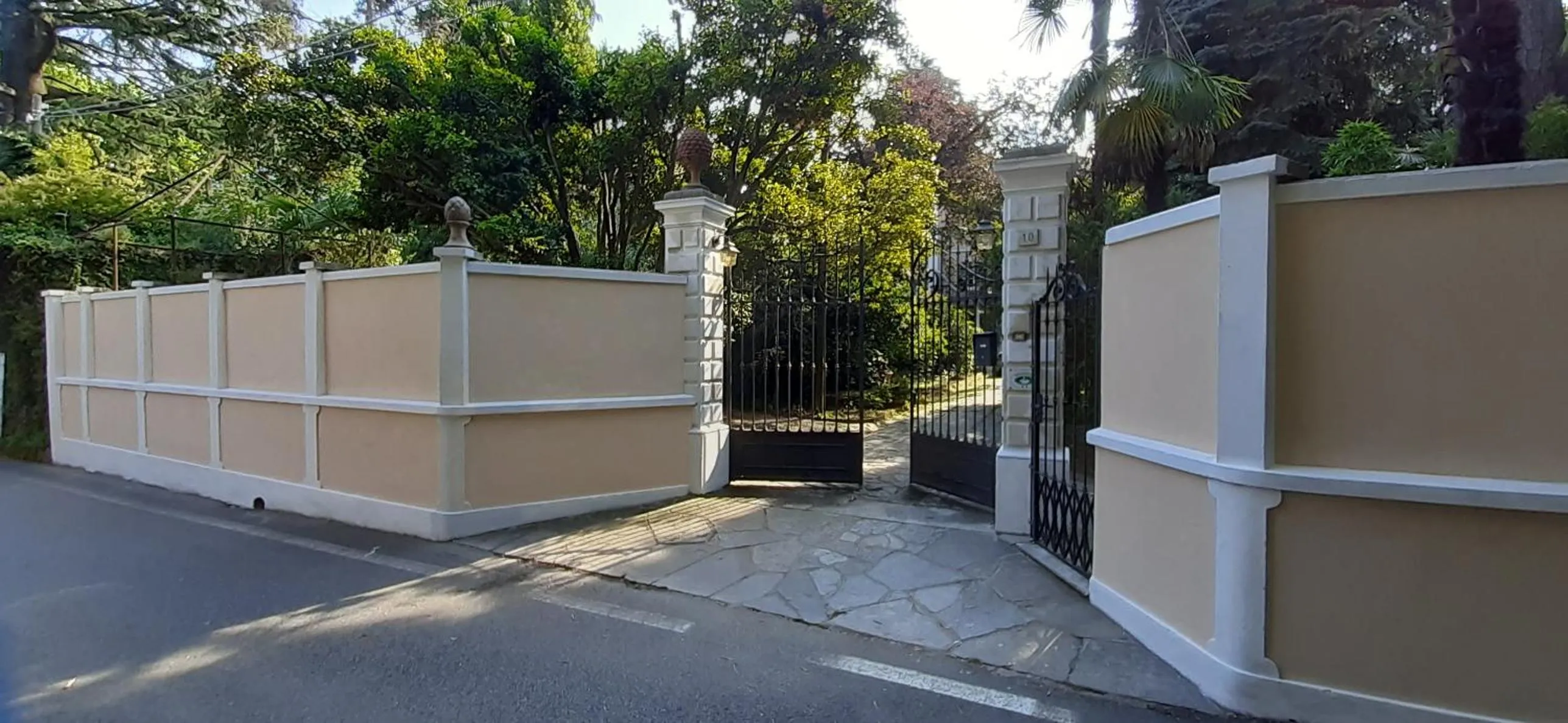 Facade/entrance in B&B Villa Margherita