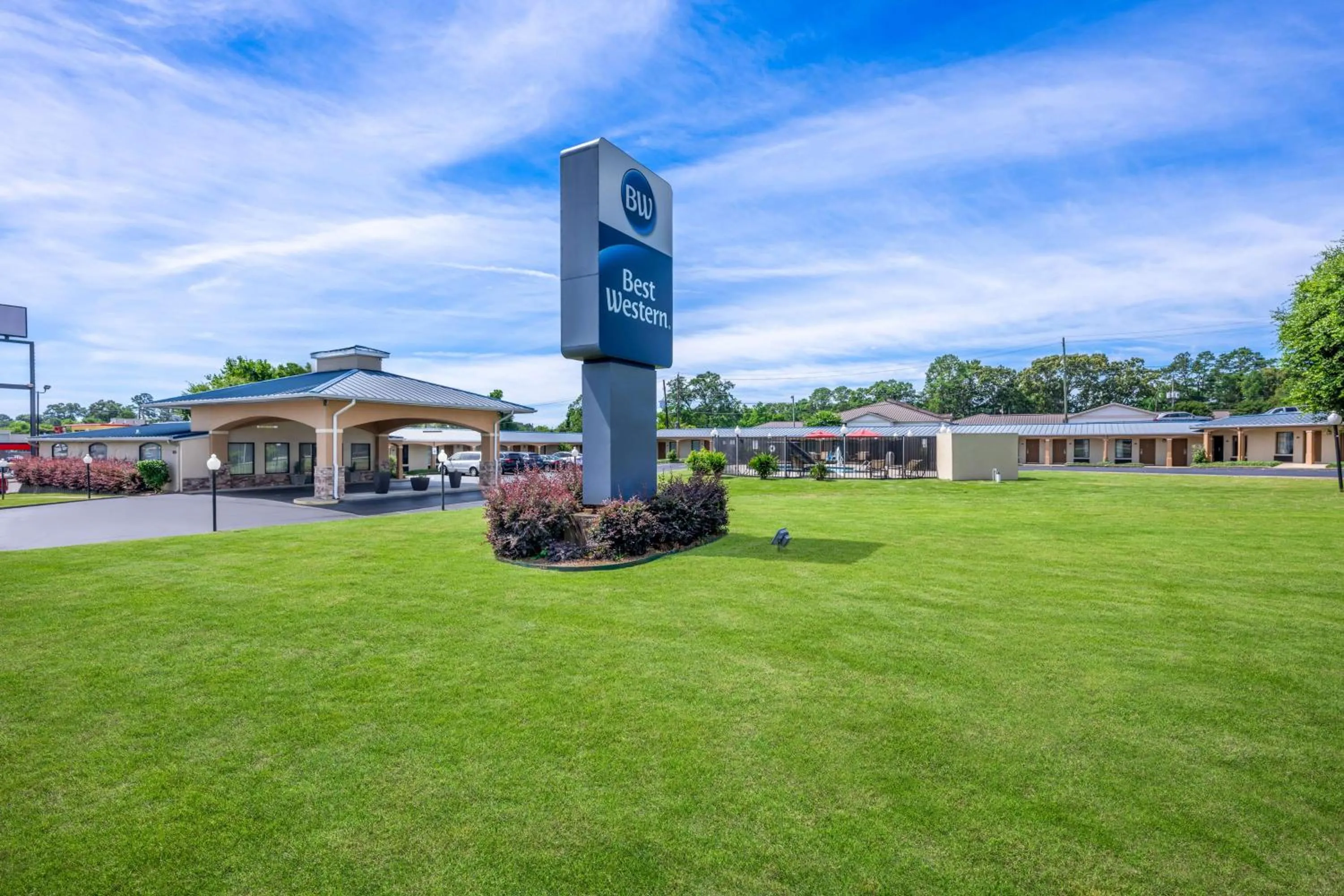 Property building in Best Western Catalina Inn