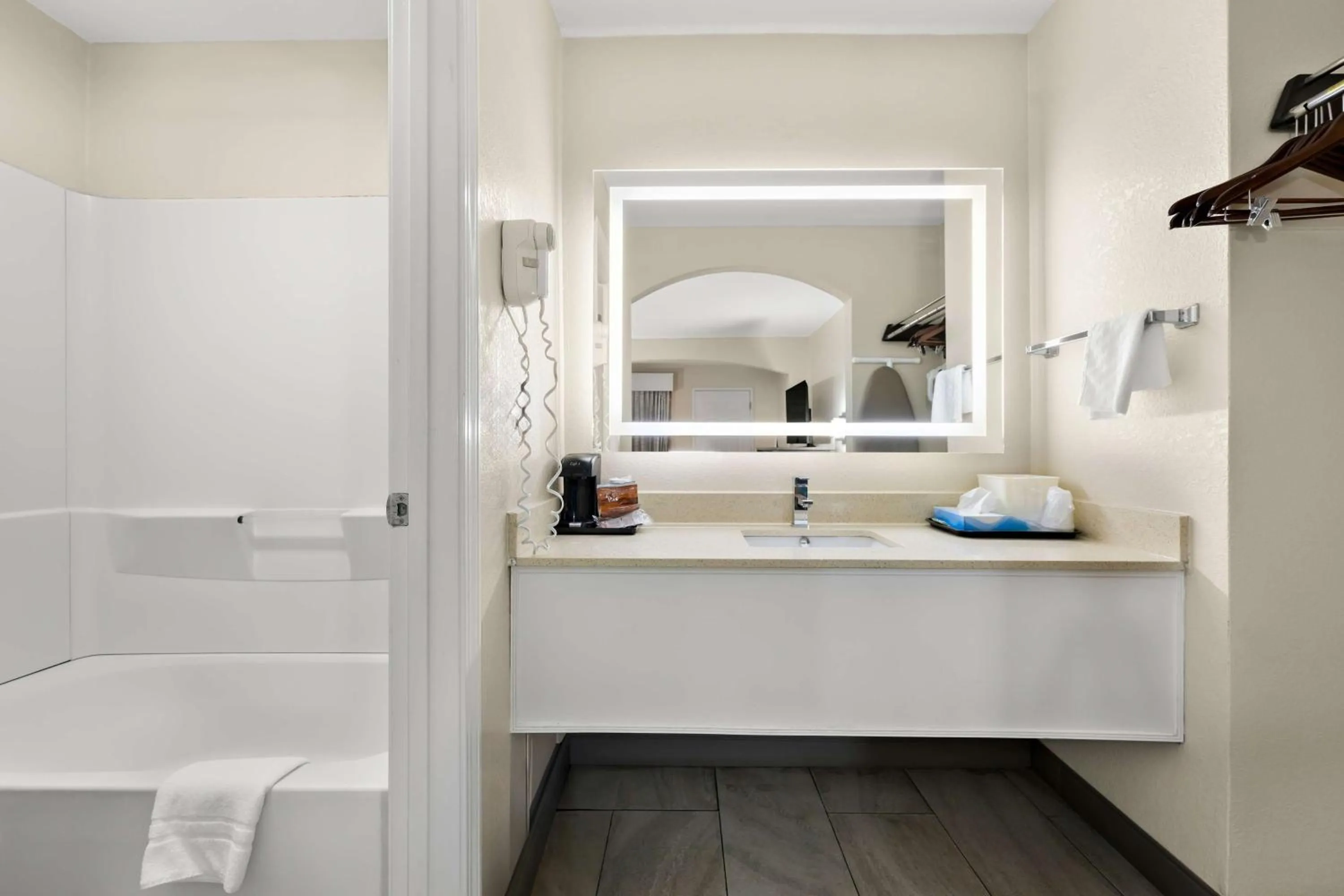 Bathroom in Best Western Catalina Inn