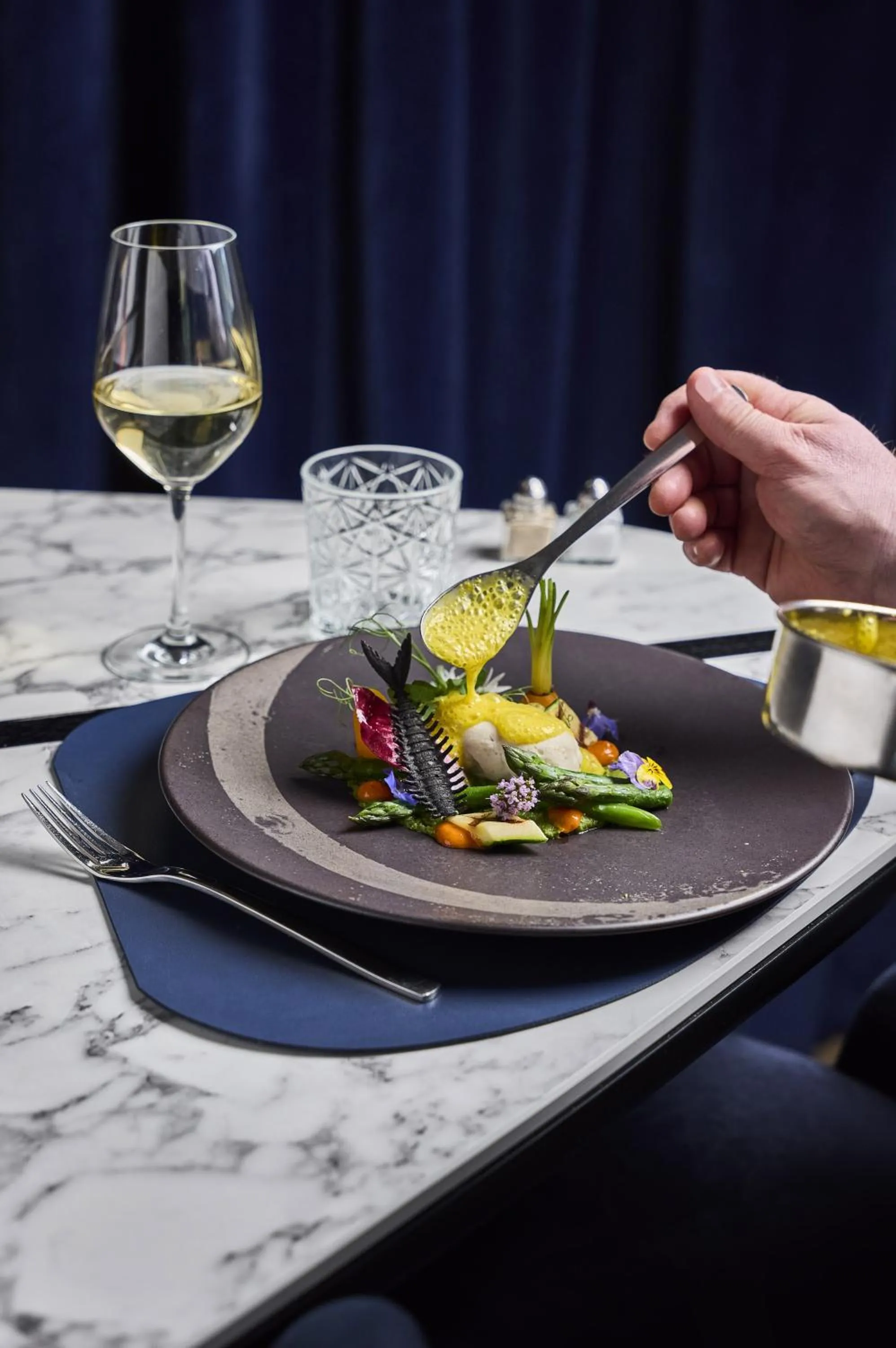 Restaurant/places to eat in Le Richebourg Hôtel, Restaurant & Spa