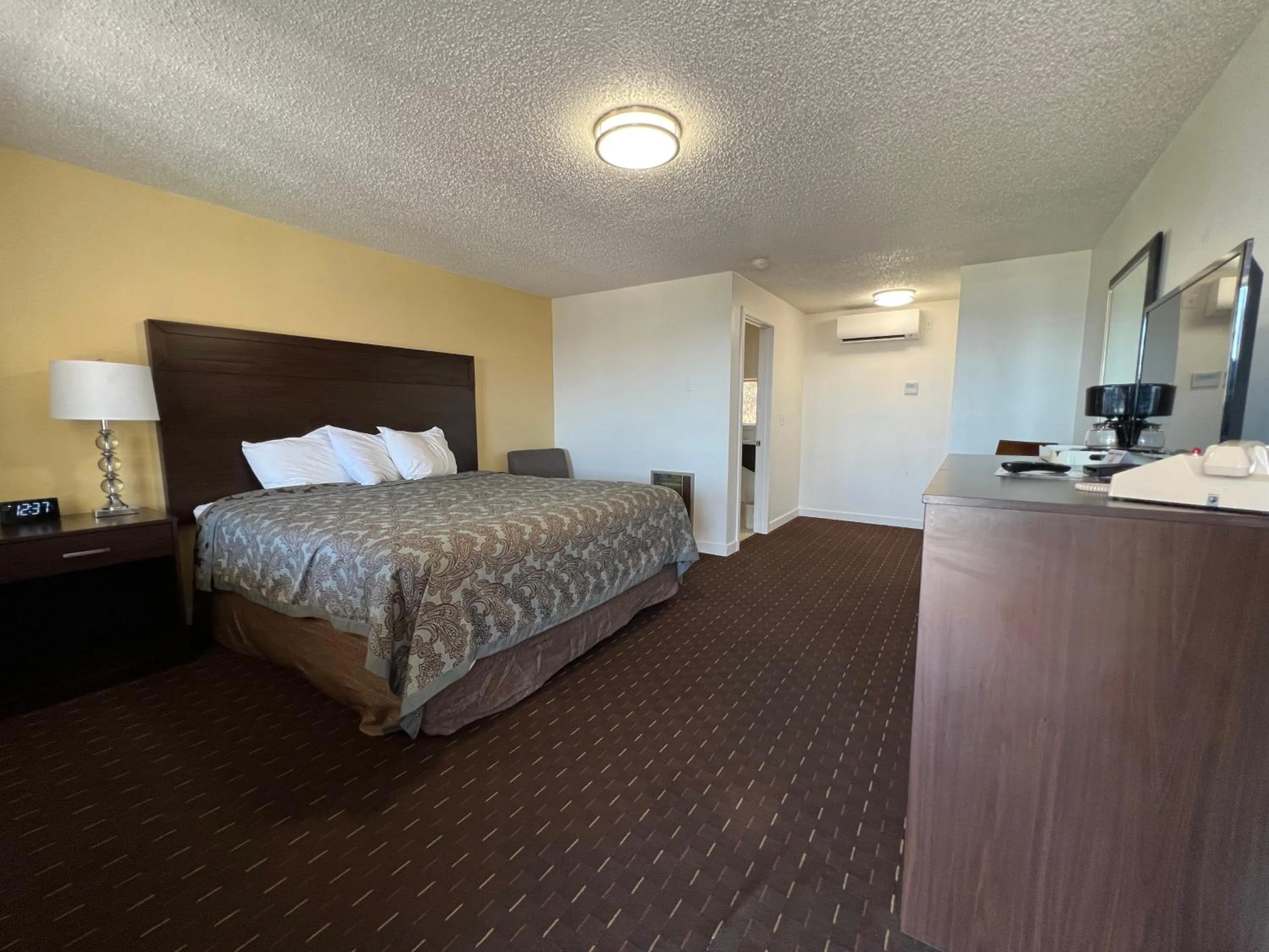 Bedroom, Bed in Port Townsend Inn
