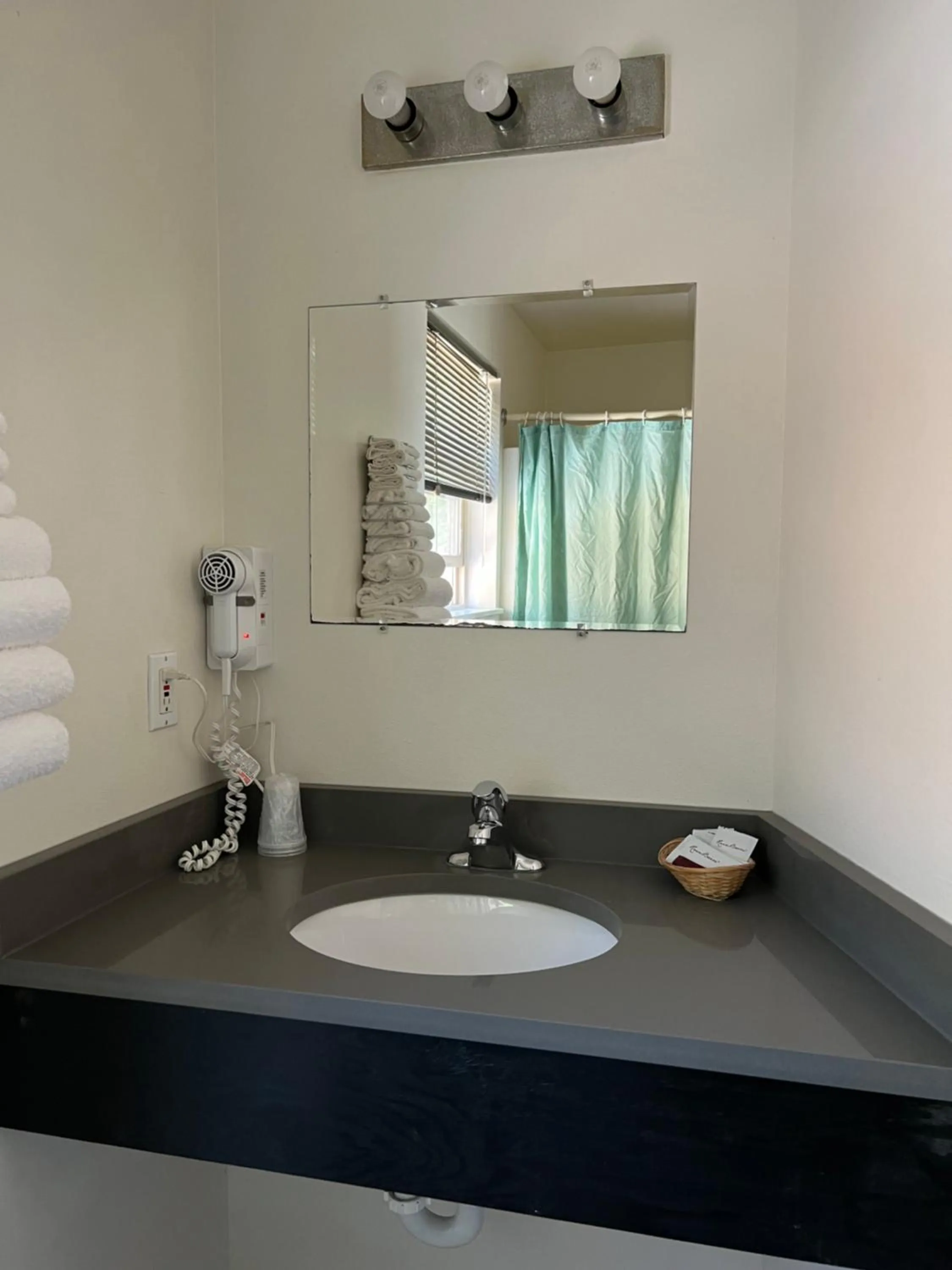 Bathroom in Port Townsend Inn