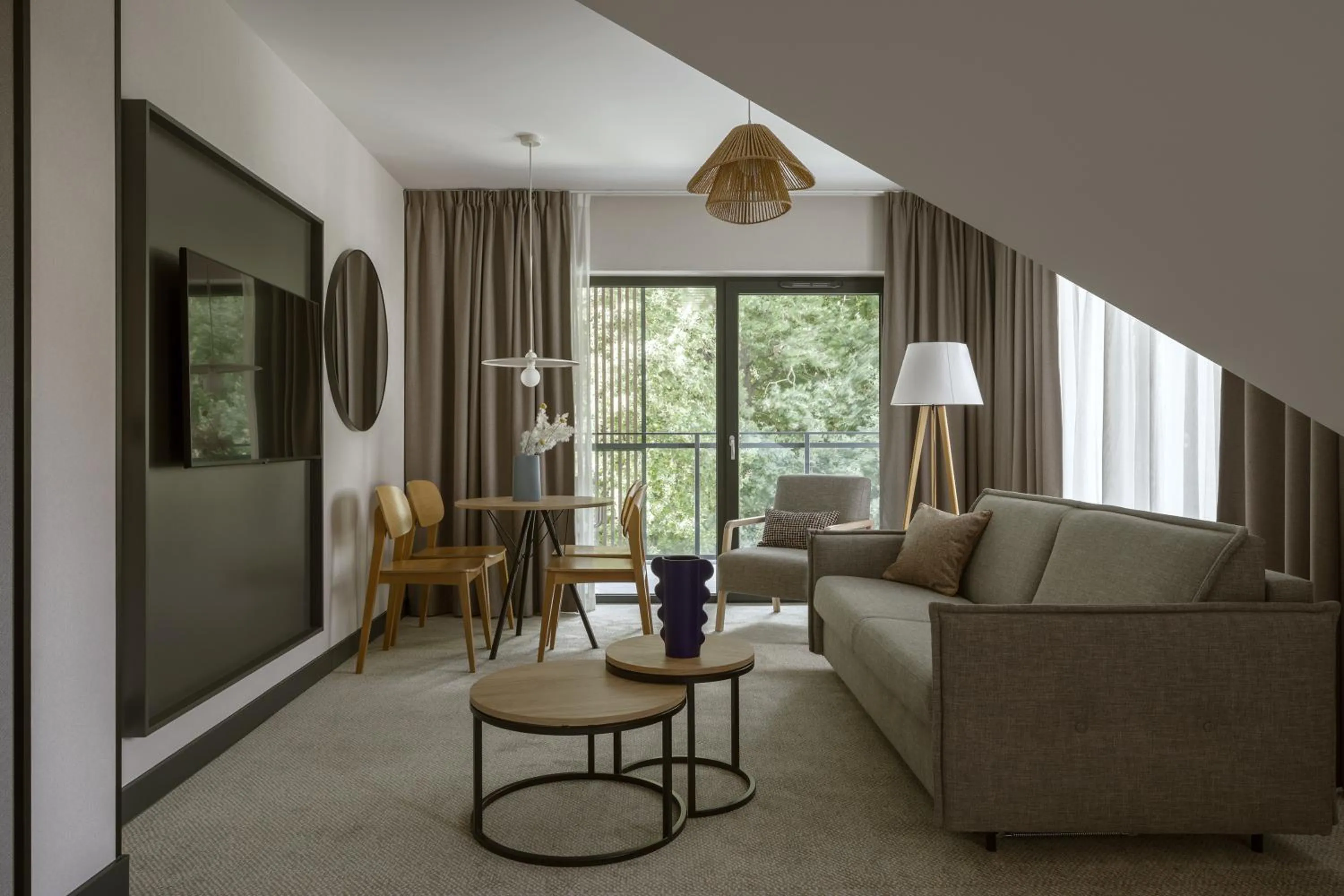 Communal lounge/ TV room in Hotel Saltic Resort & Spa Grzybowo