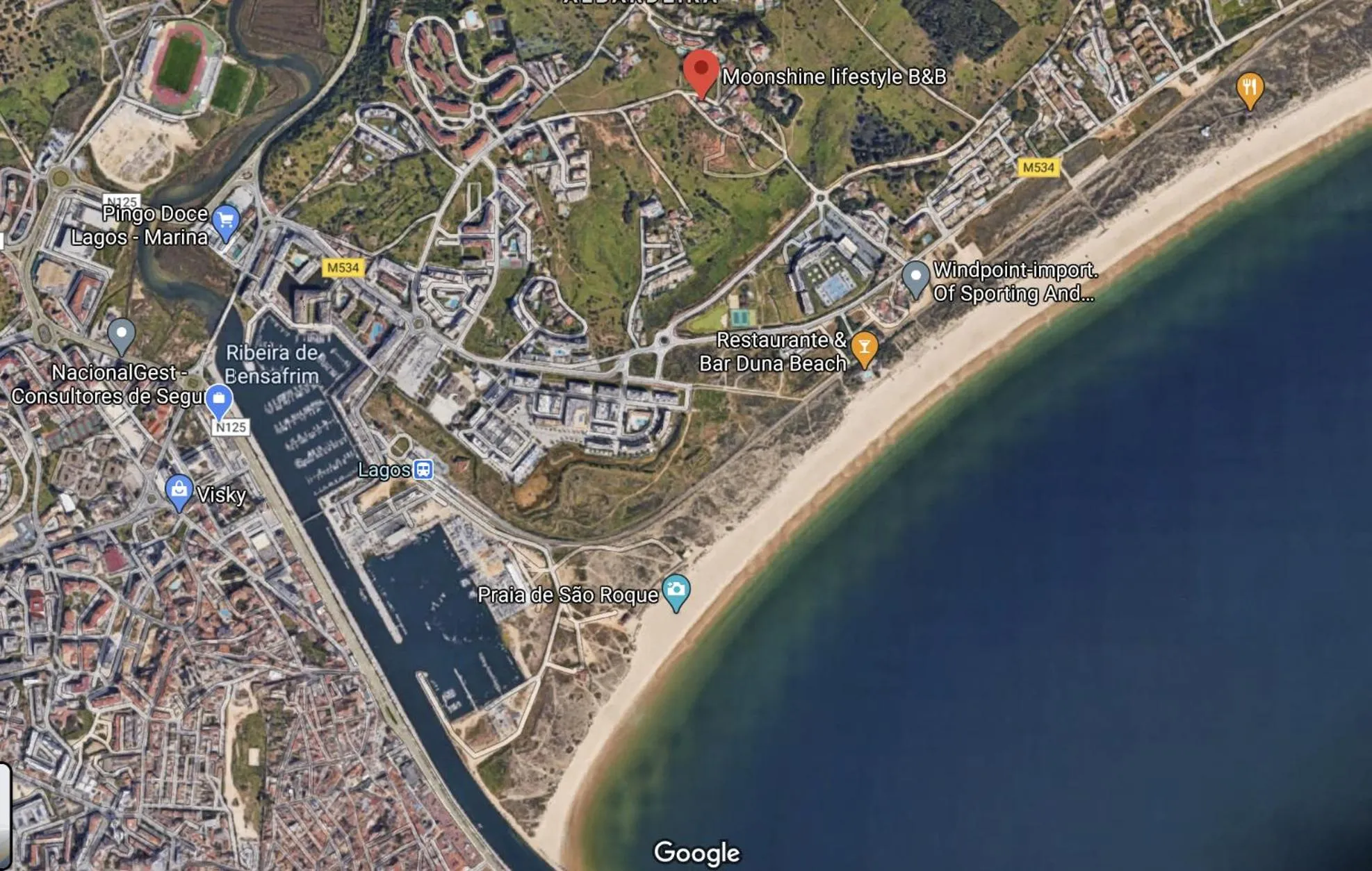 Moonshine Guest House with private studios and private cottage