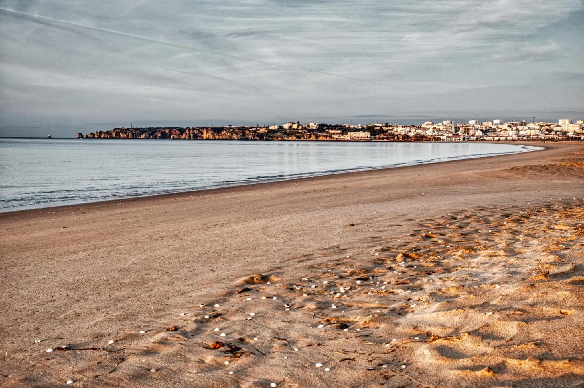 Moonshine Guest House with private studios and private cottage