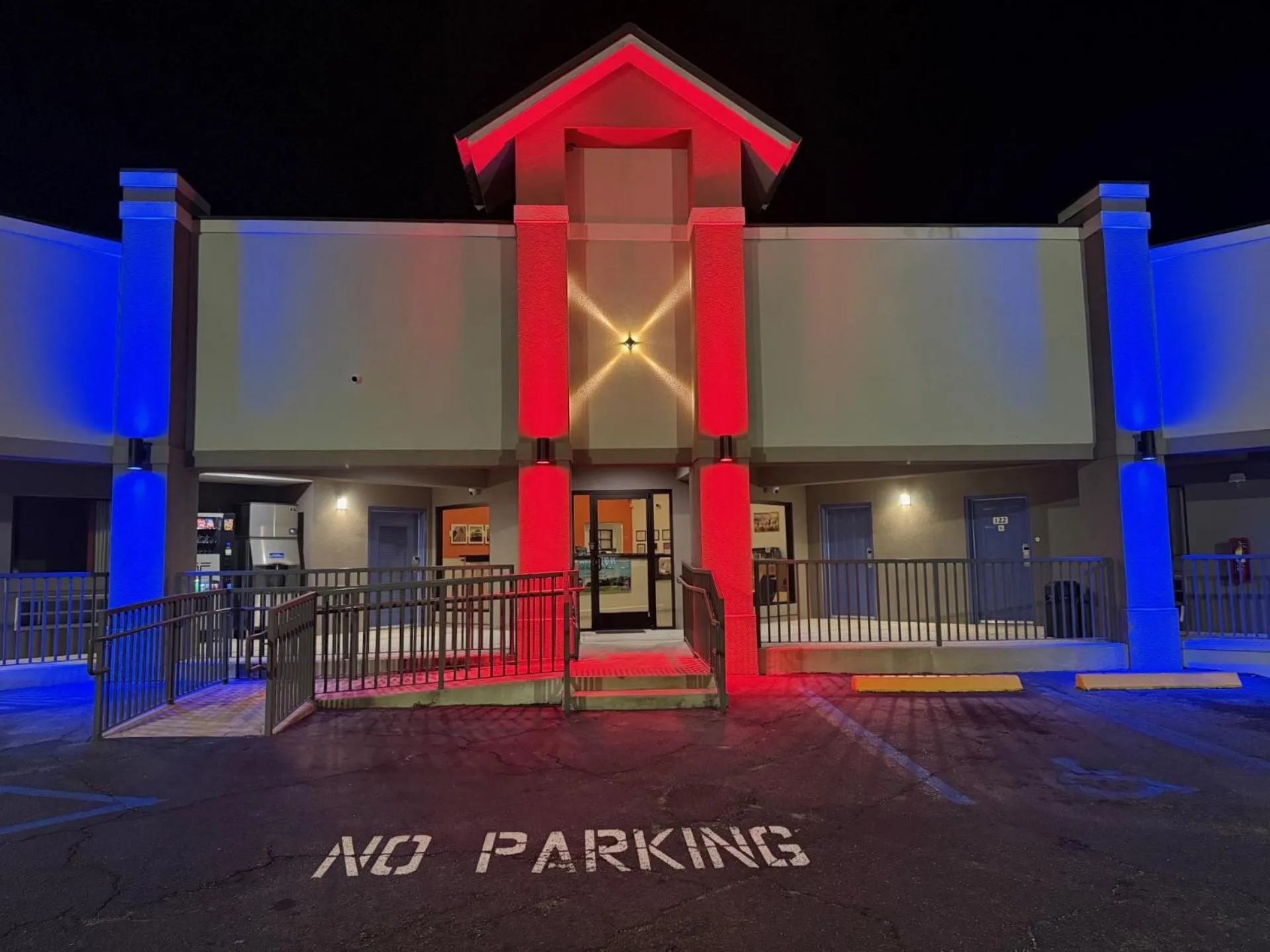 Property building in Motel 6-Moultrie, GA