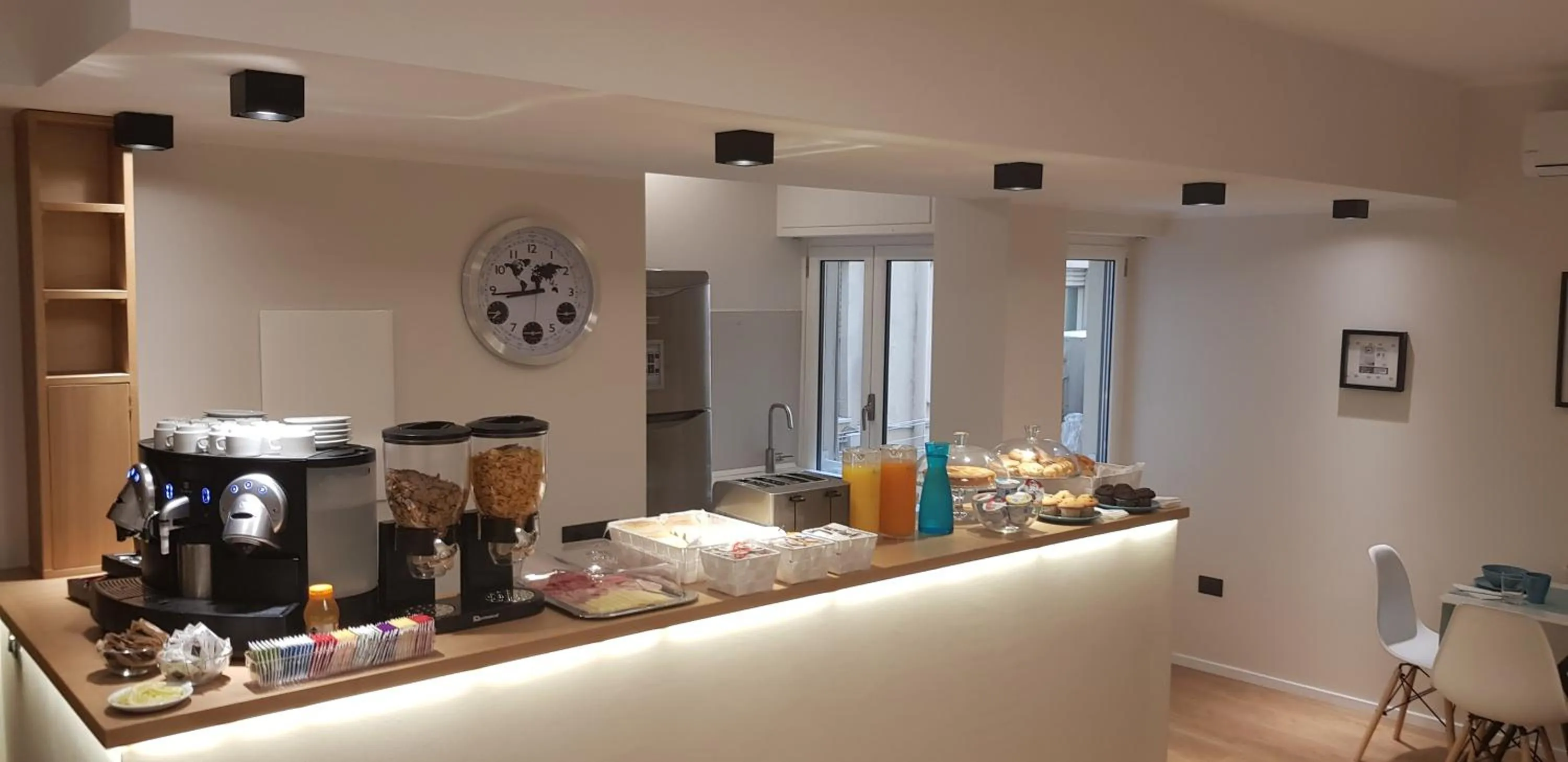 Coffee/tea facilities in EVA LUXURY ROOMS CAGLIARI