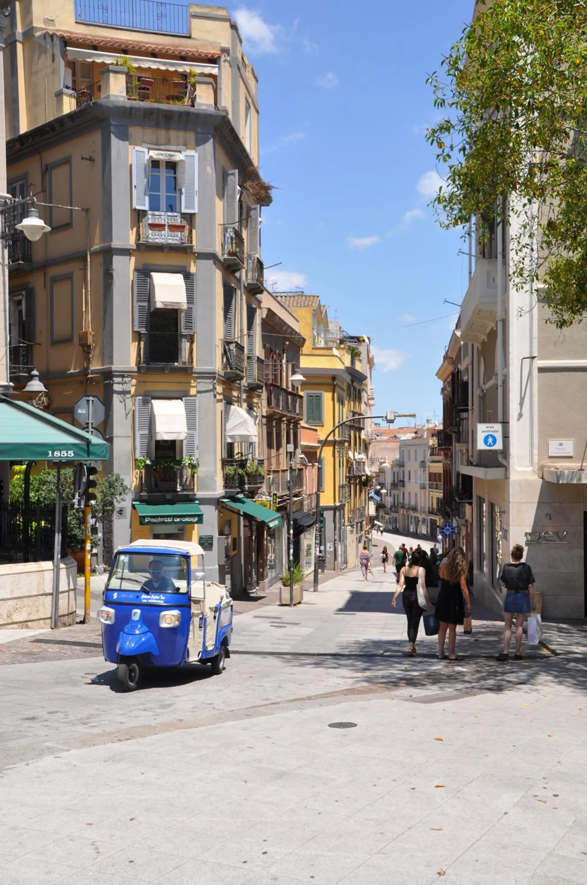 Nearby landmark in EVA LUXURY ROOMS CAGLIARI