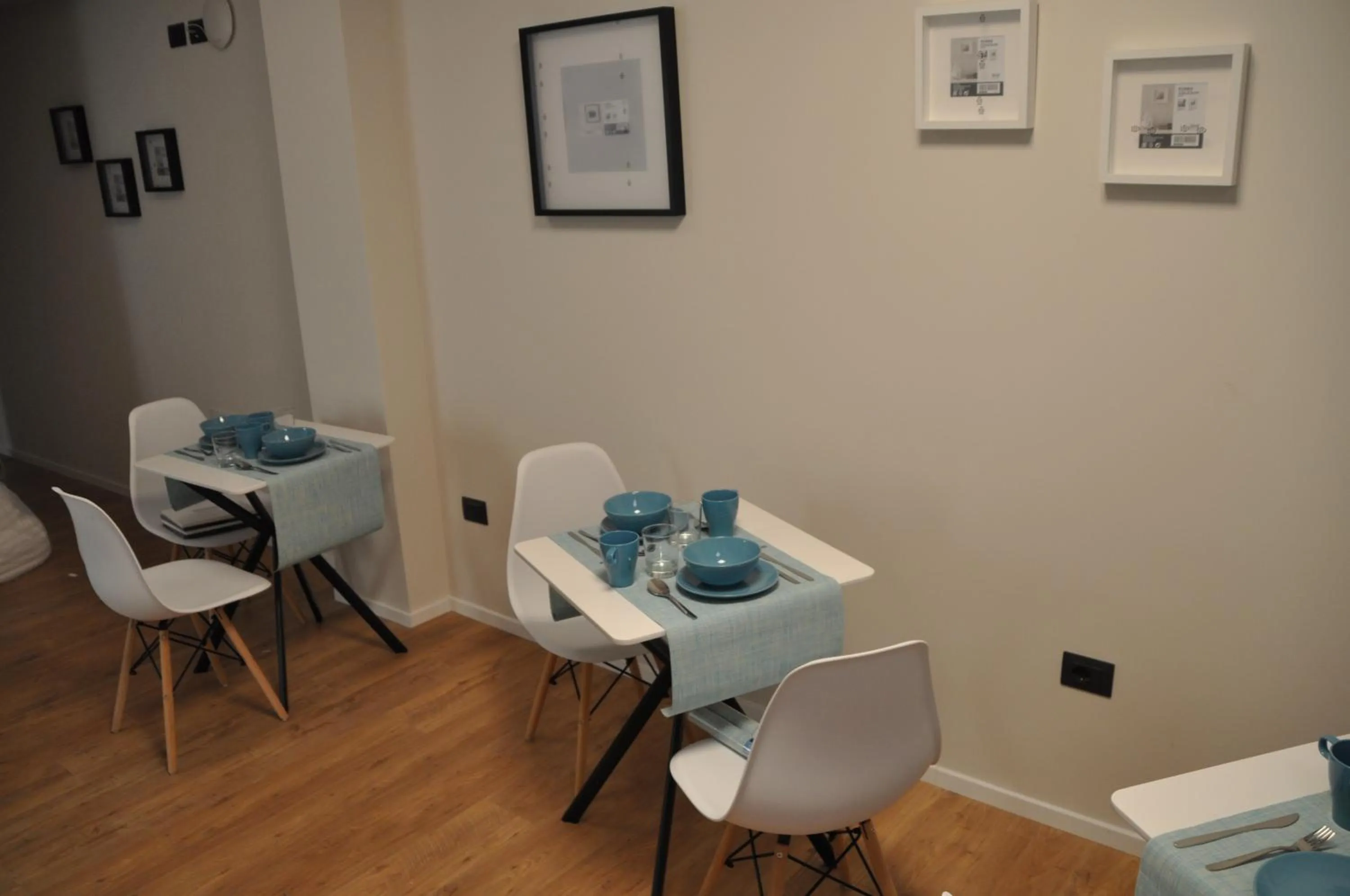 Restaurant/places to eat in EVA LUXURY ROOMS CAGLIARI