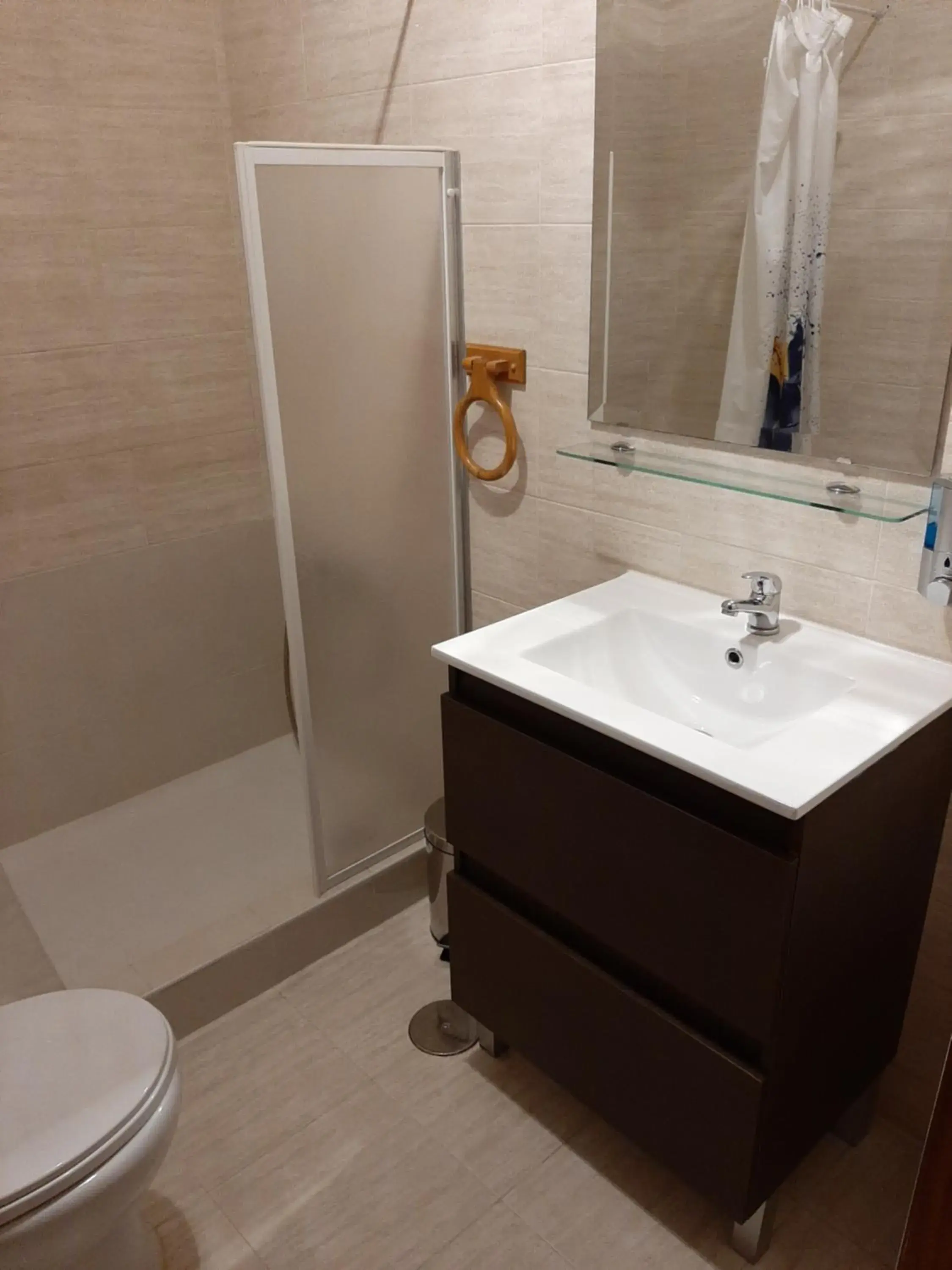 Budget Double Room - single occupancy in Sotel Valle Guadiaro Budget Double Room - single occupancy in Sotel Valle Guadiaro