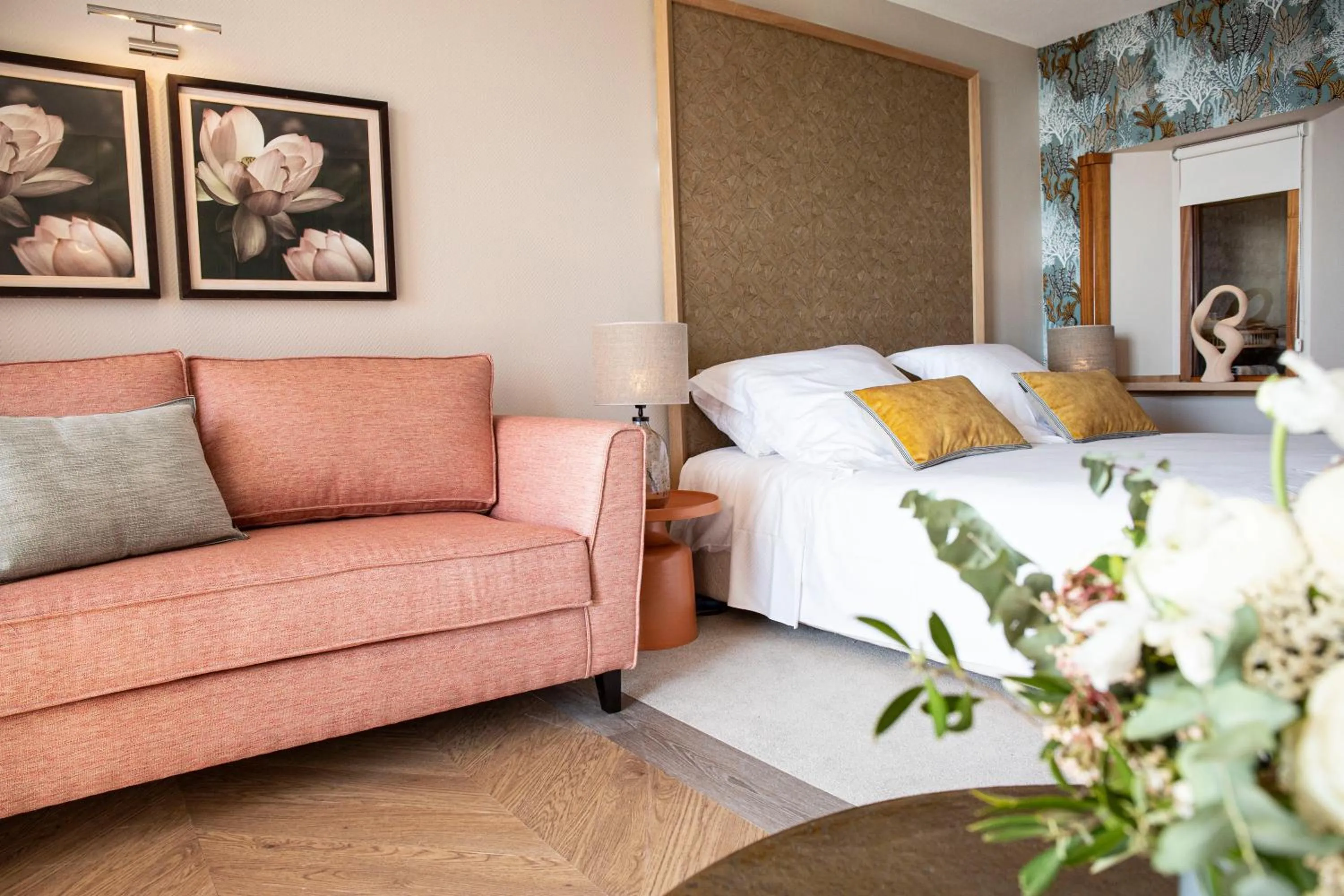 Bedroom in Grand Hôtel Les Flamants Roses Thalasso & Spa