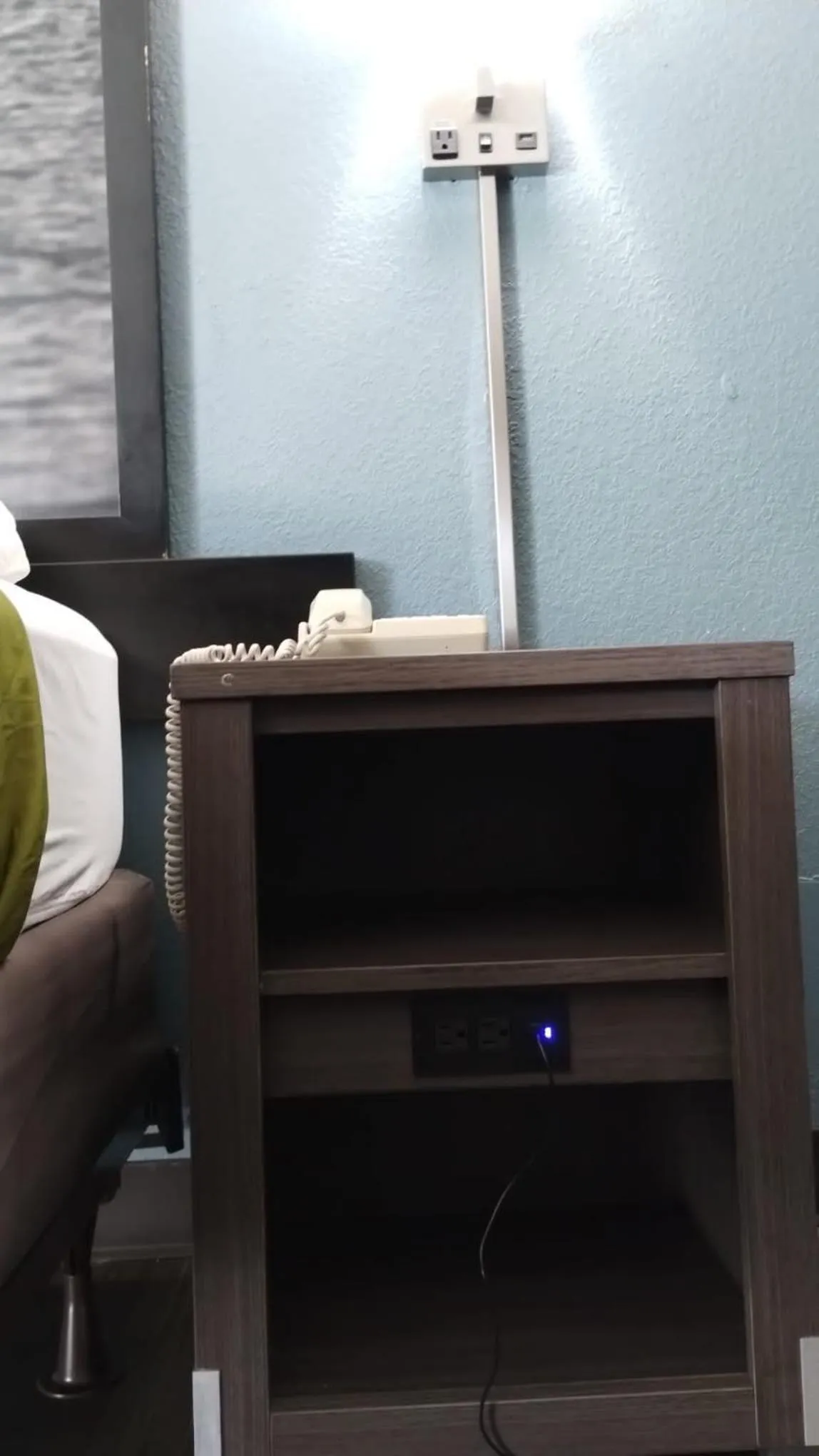 acessibility in Super 8 Motel by Wyndham near Fort Lauderdale Arpt