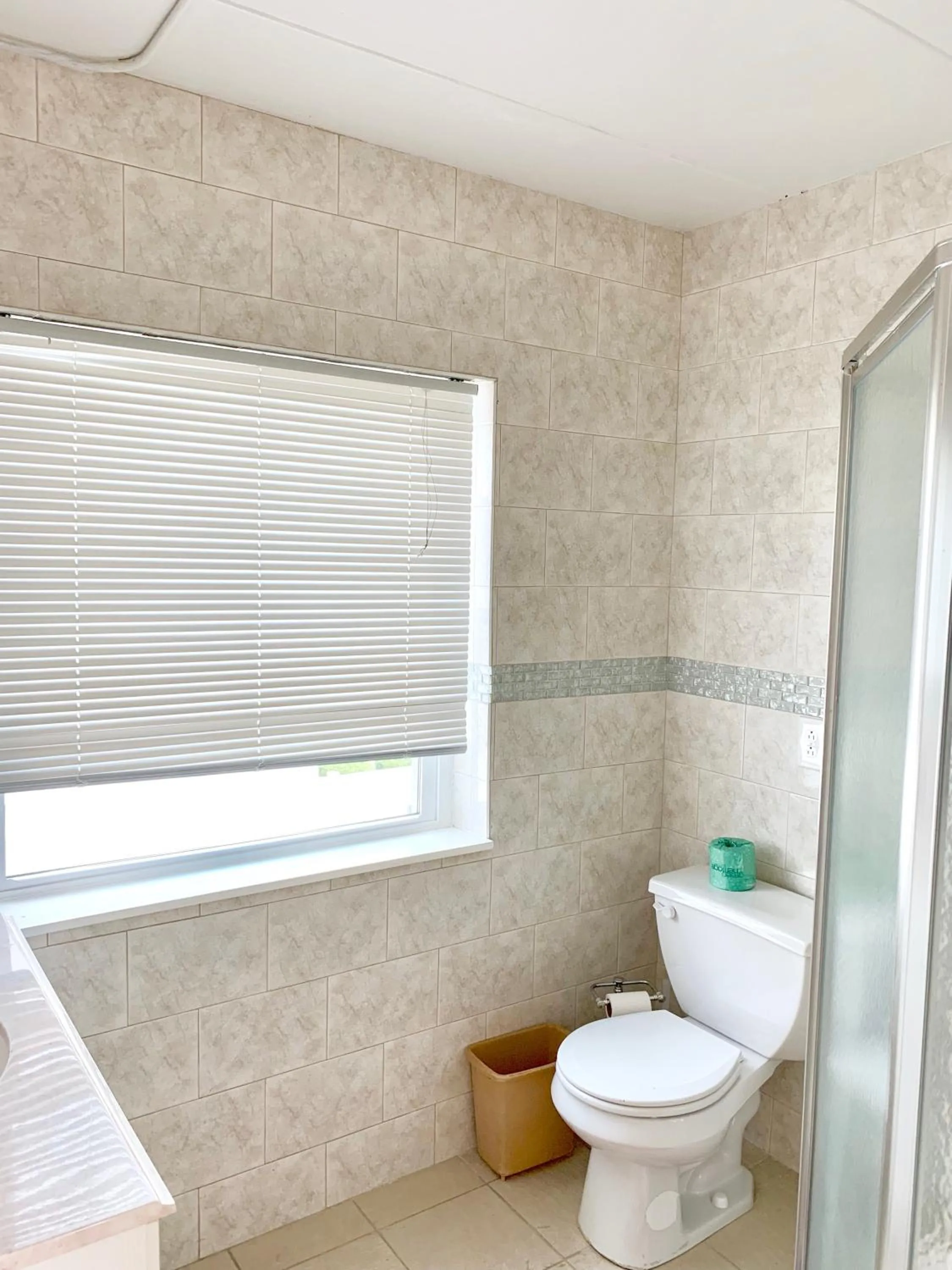 Shower in White Caps Motel