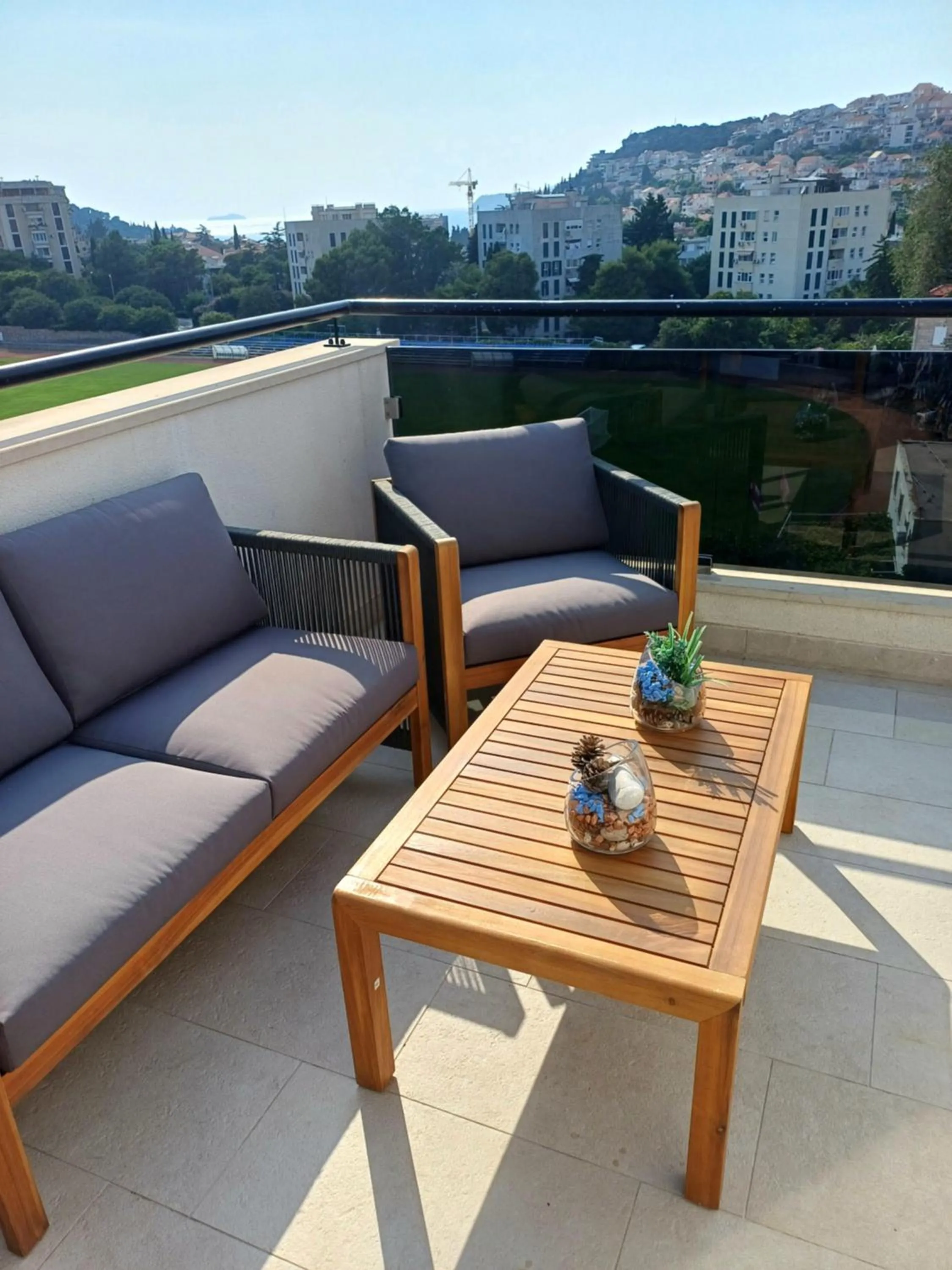 Day in Apartments Mak & Lux - sea & sunset top view