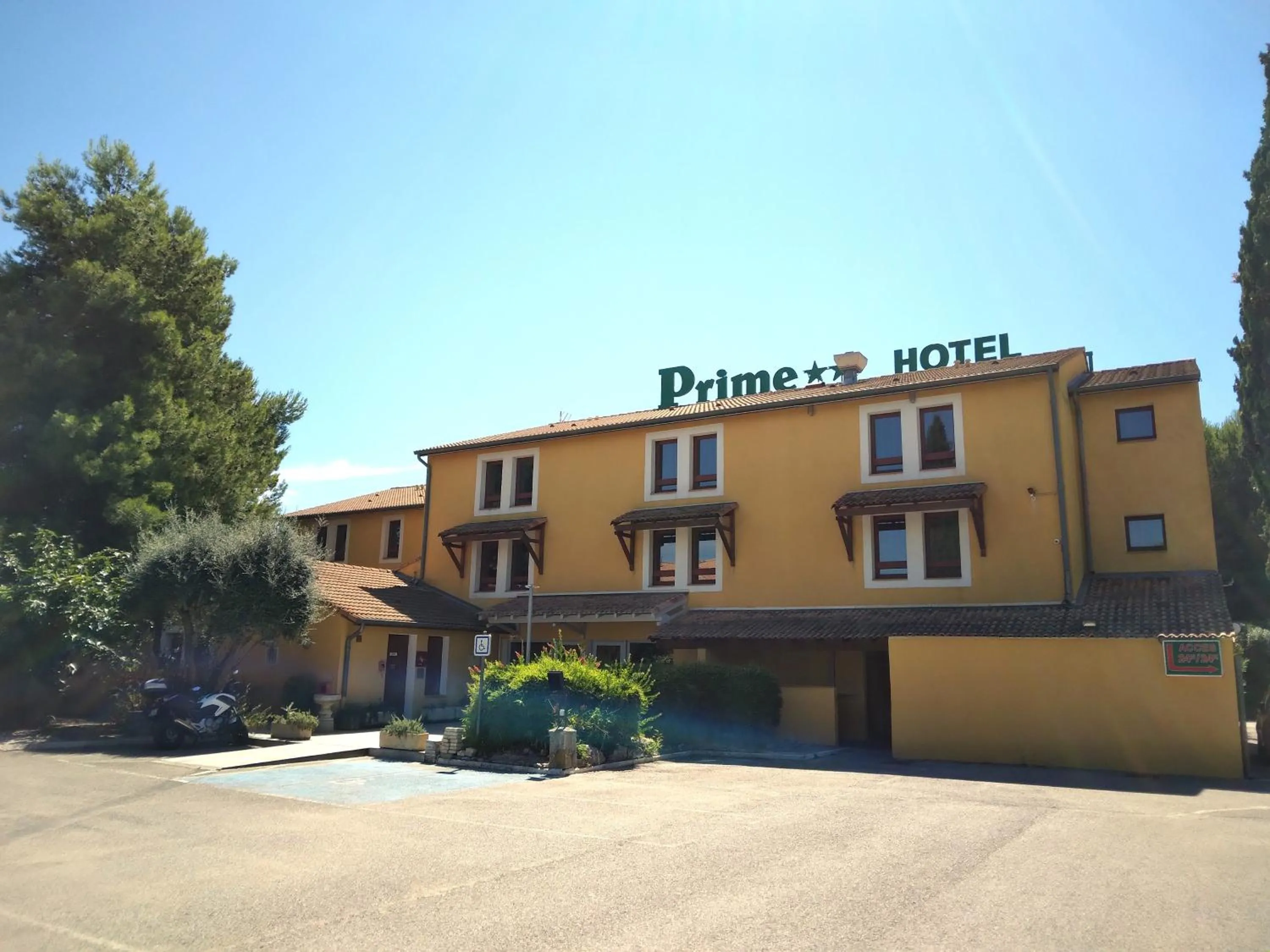 Property building in Cit'Hotel Hotel Prime - A709