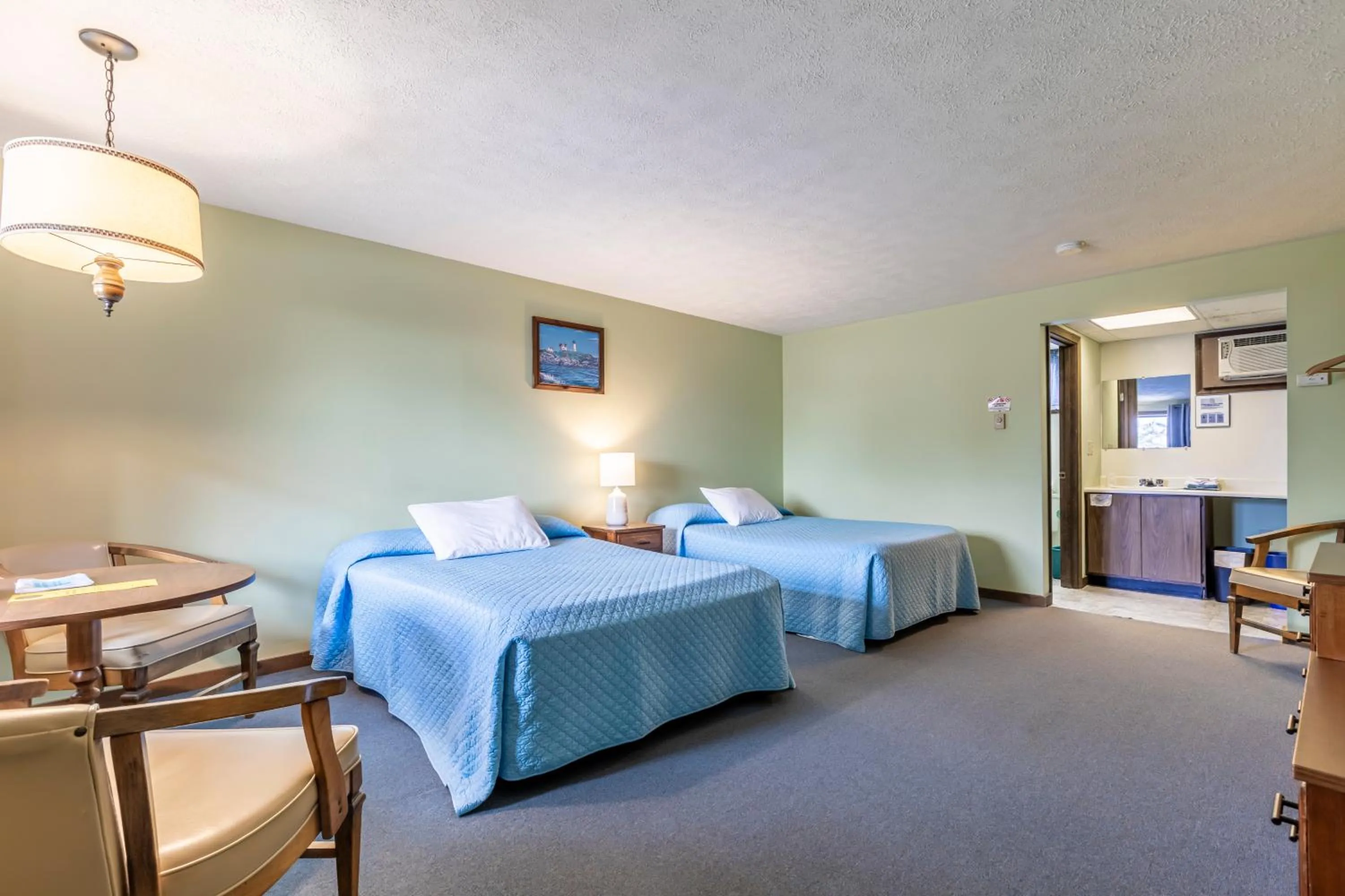 Inn Between the Beaches & Villager