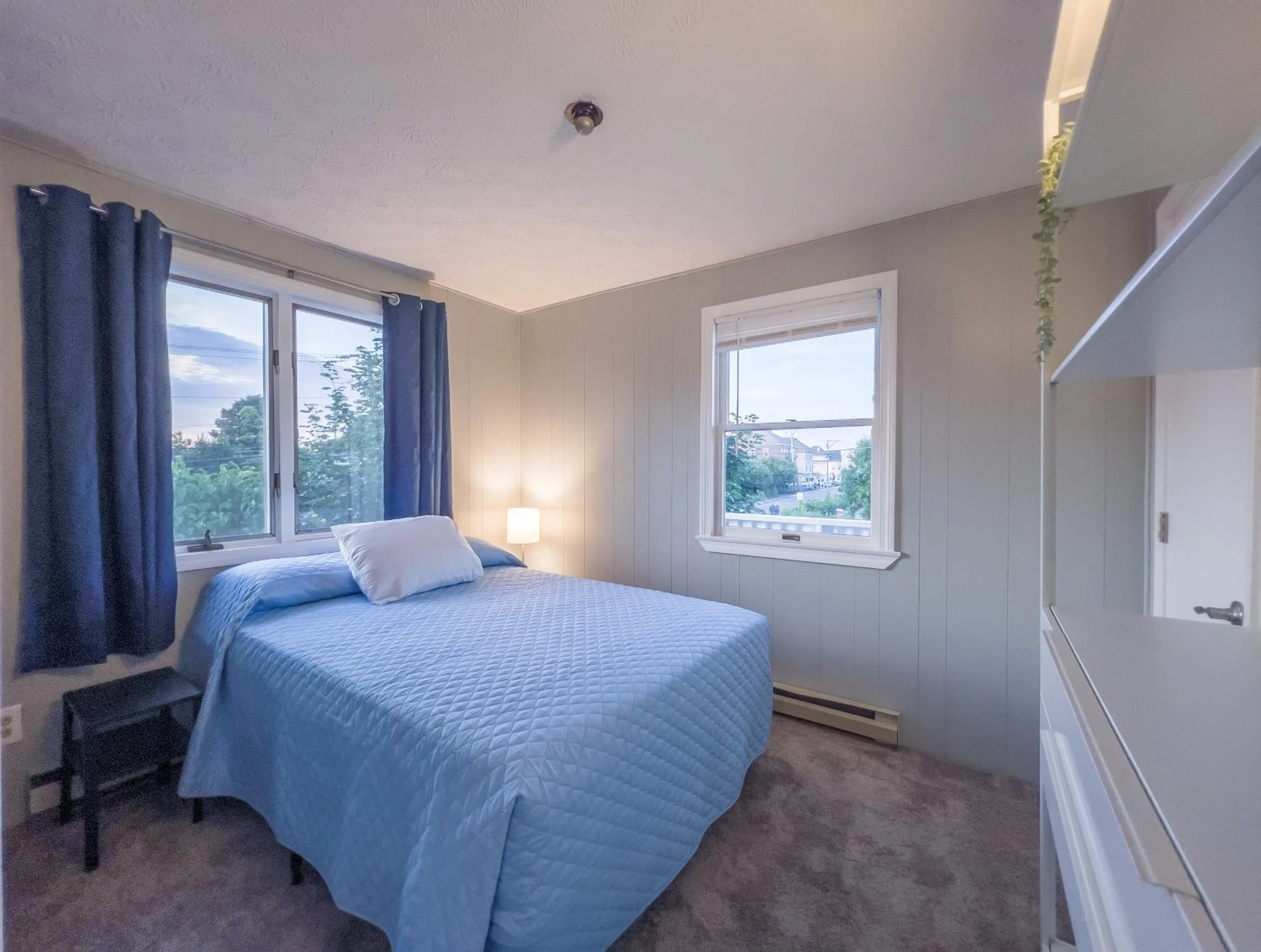 Inn Between the Beaches & Villager