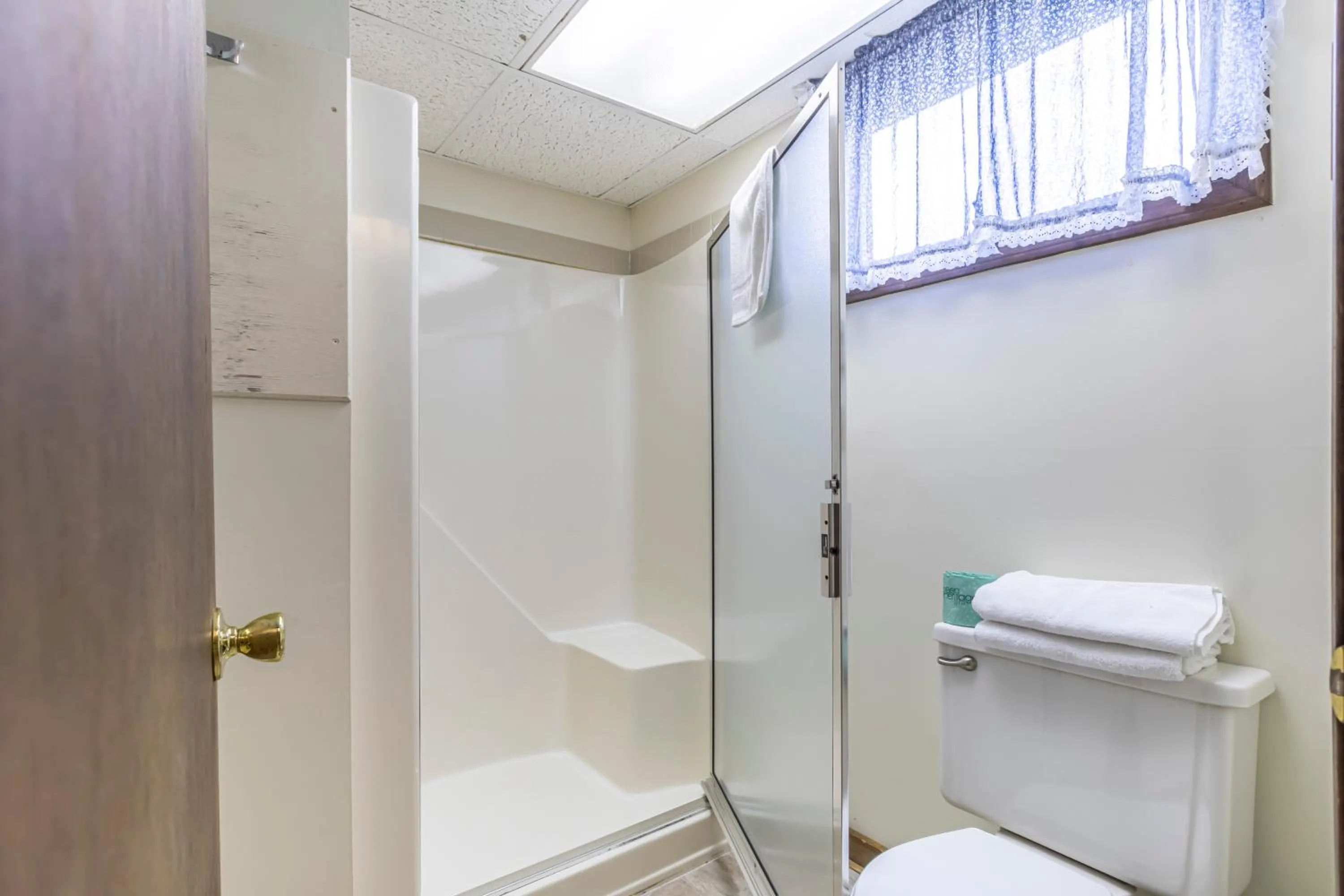 Inn Between the Beaches & Villager