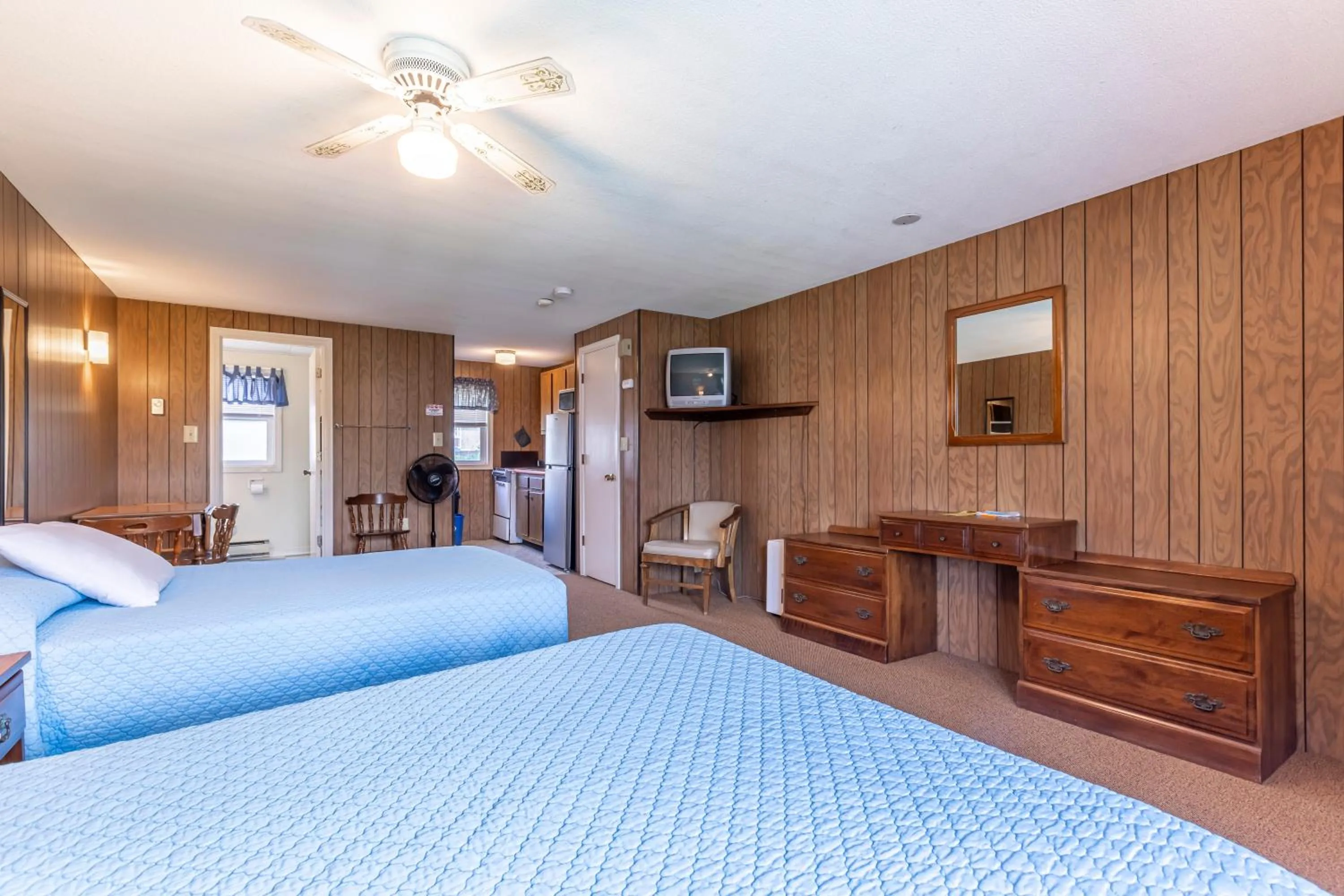 Inn Between the Beaches & Villager