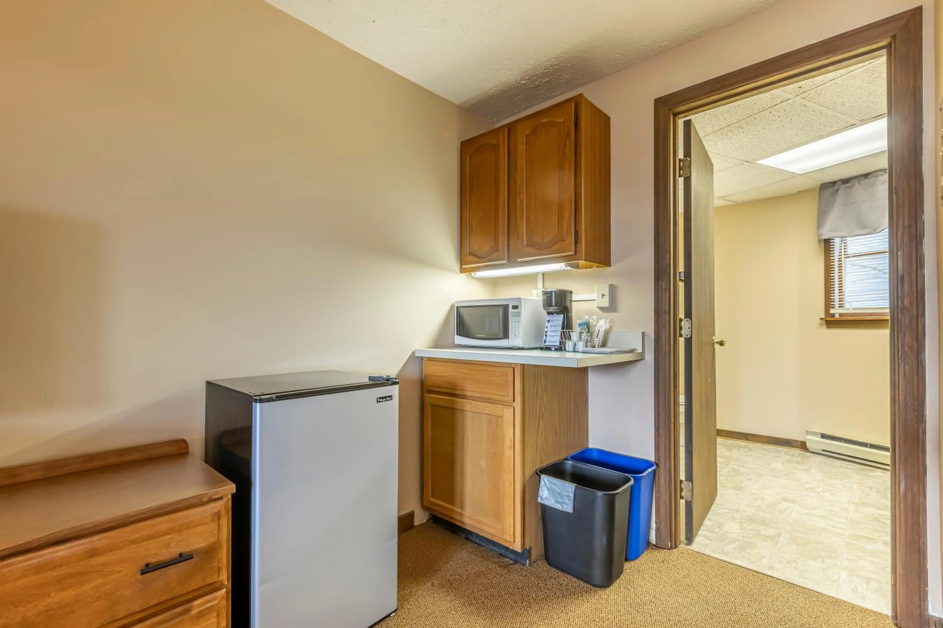 Inn Between the Beaches & Villager