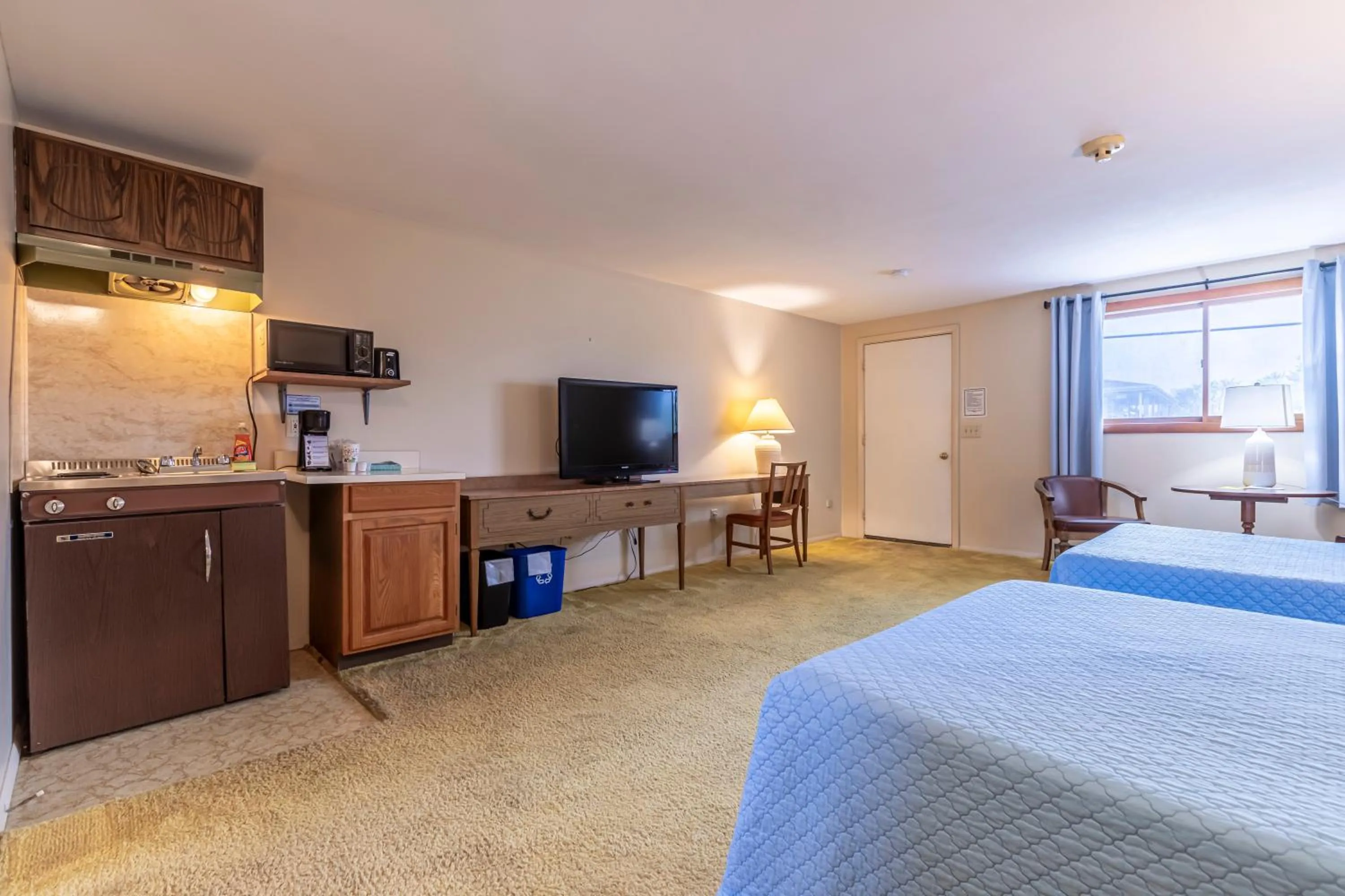 Inn Between the Beaches & Villager