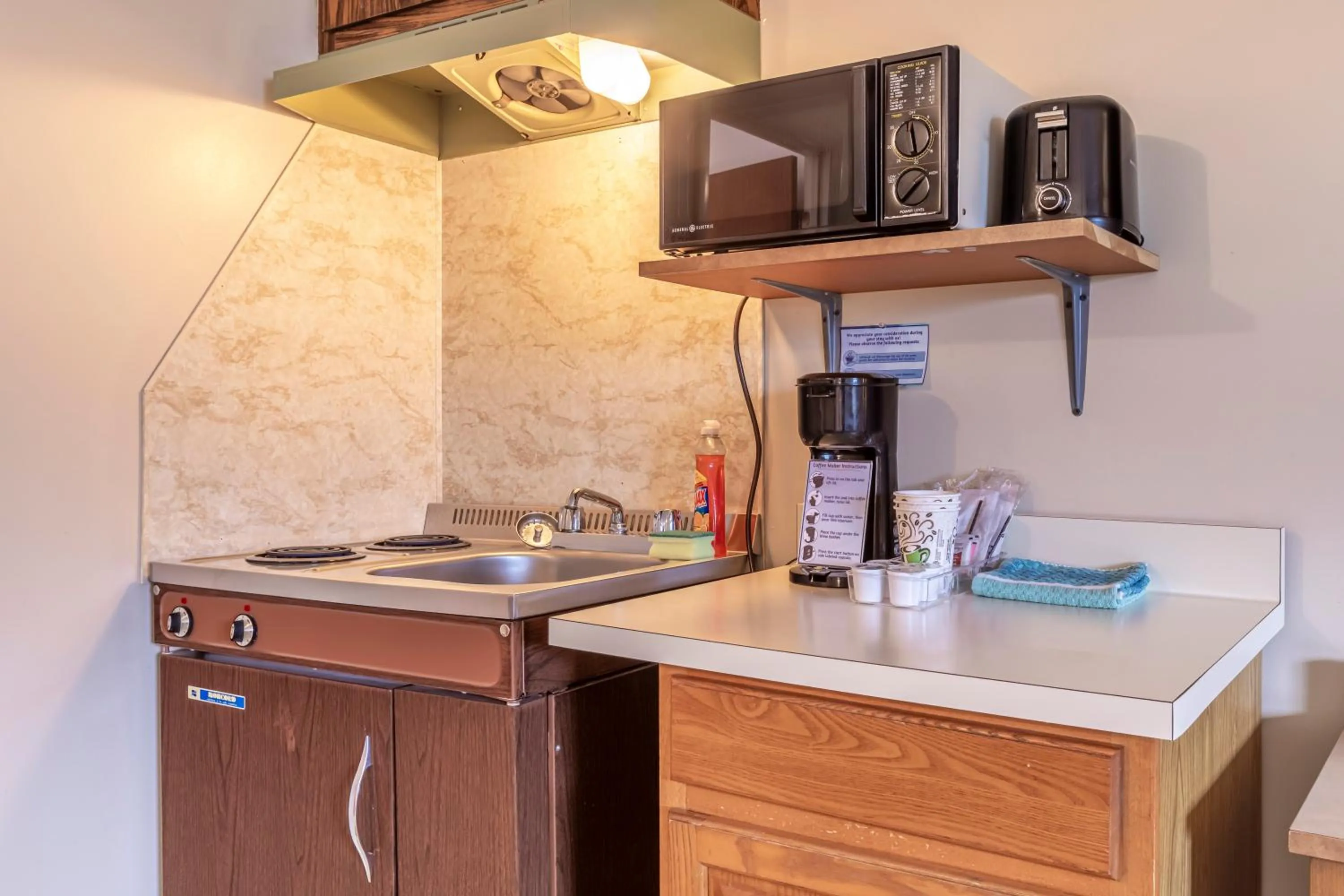 Inn Between the Beaches & Villager