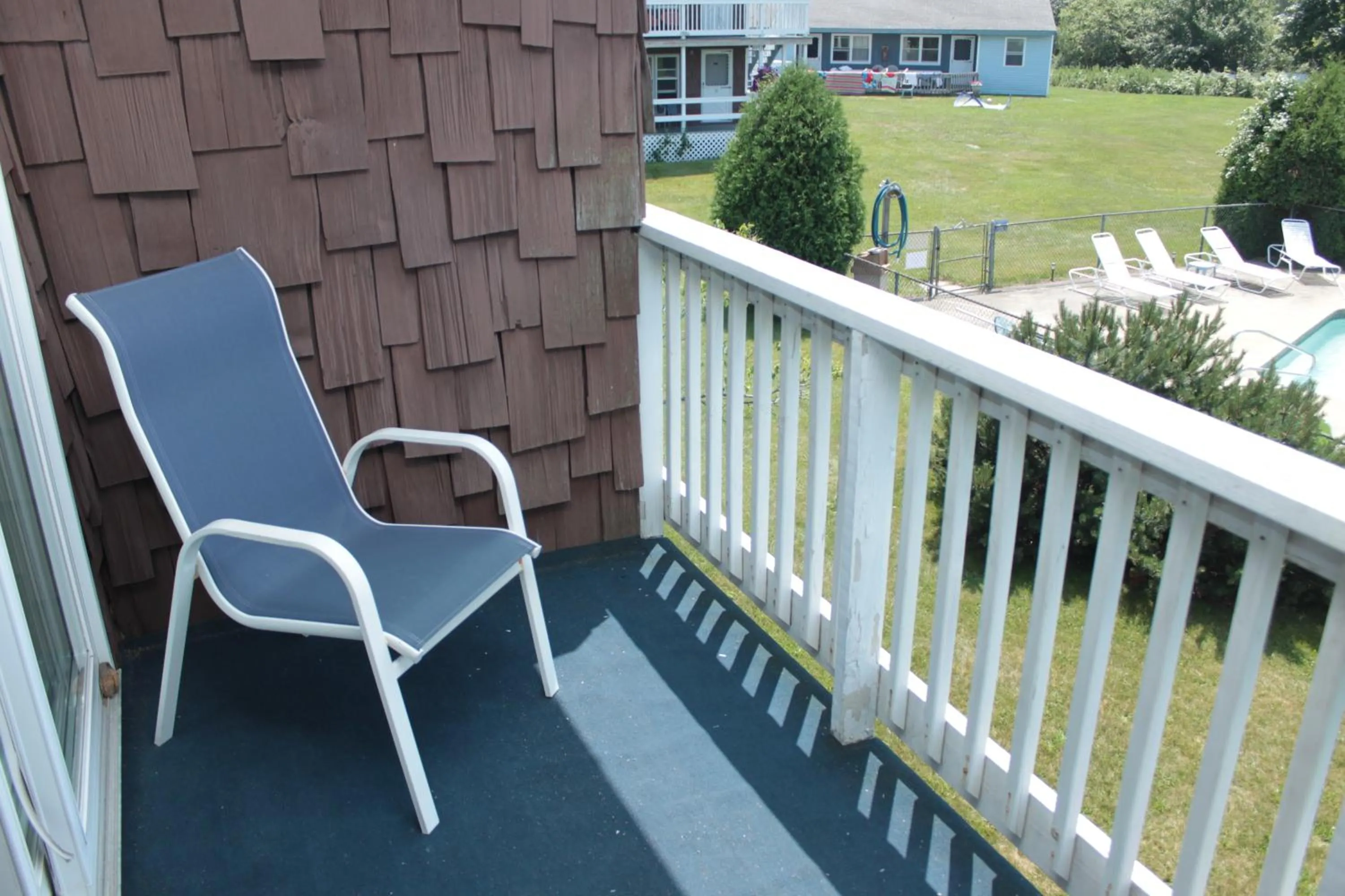 Day in Inn Between the Beaches & Villager